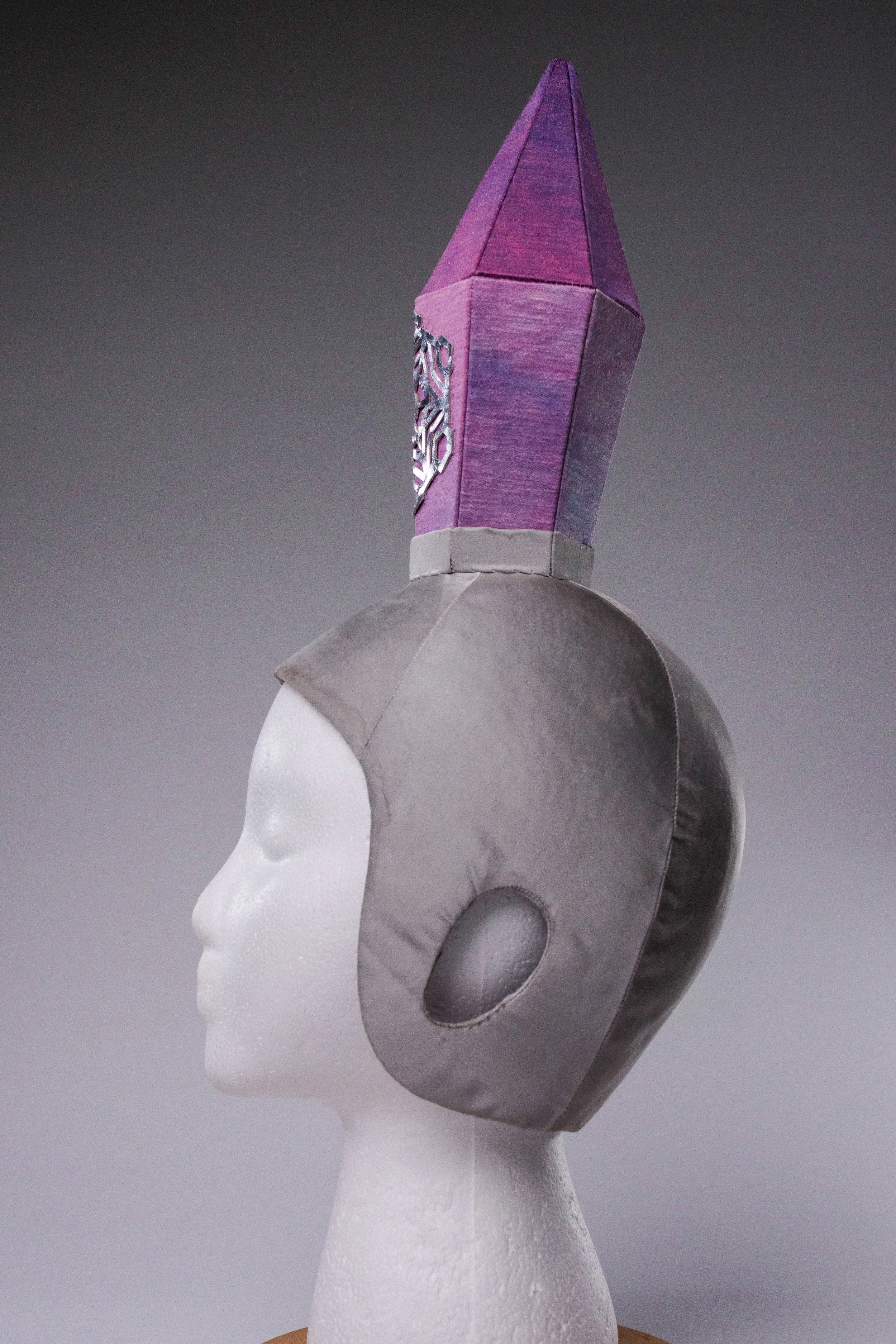 Sobek _Crystal_Headpiece.jpg