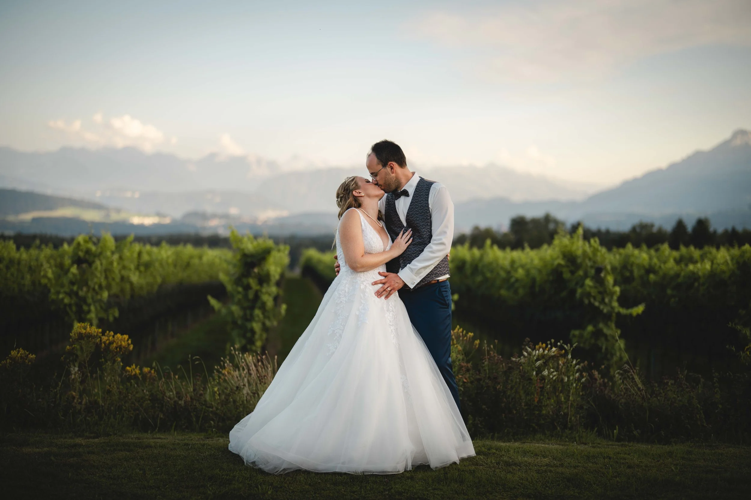 STEFAN & NAOMI WEBSEITE.jpg