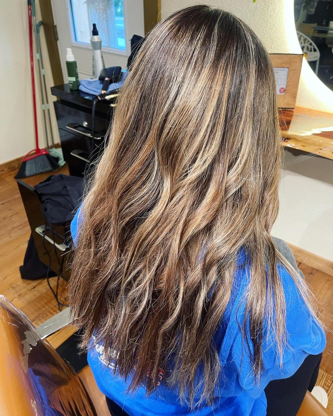 Before and after color correction from today 😍 #hairbykarson