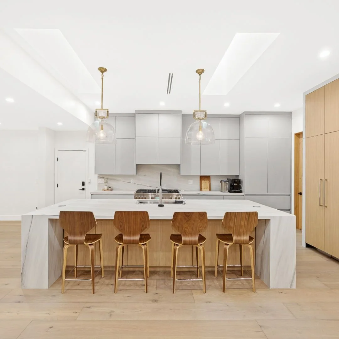 A little look back at a favorite transformation. Clean lines, timeless materials, and thoughtful details that make everyday living feel elevated. 

#coramgroup #homerenovation #homeremodel #dreamkitchen #kitchenrenovation #glendale #lacrescenta #laca