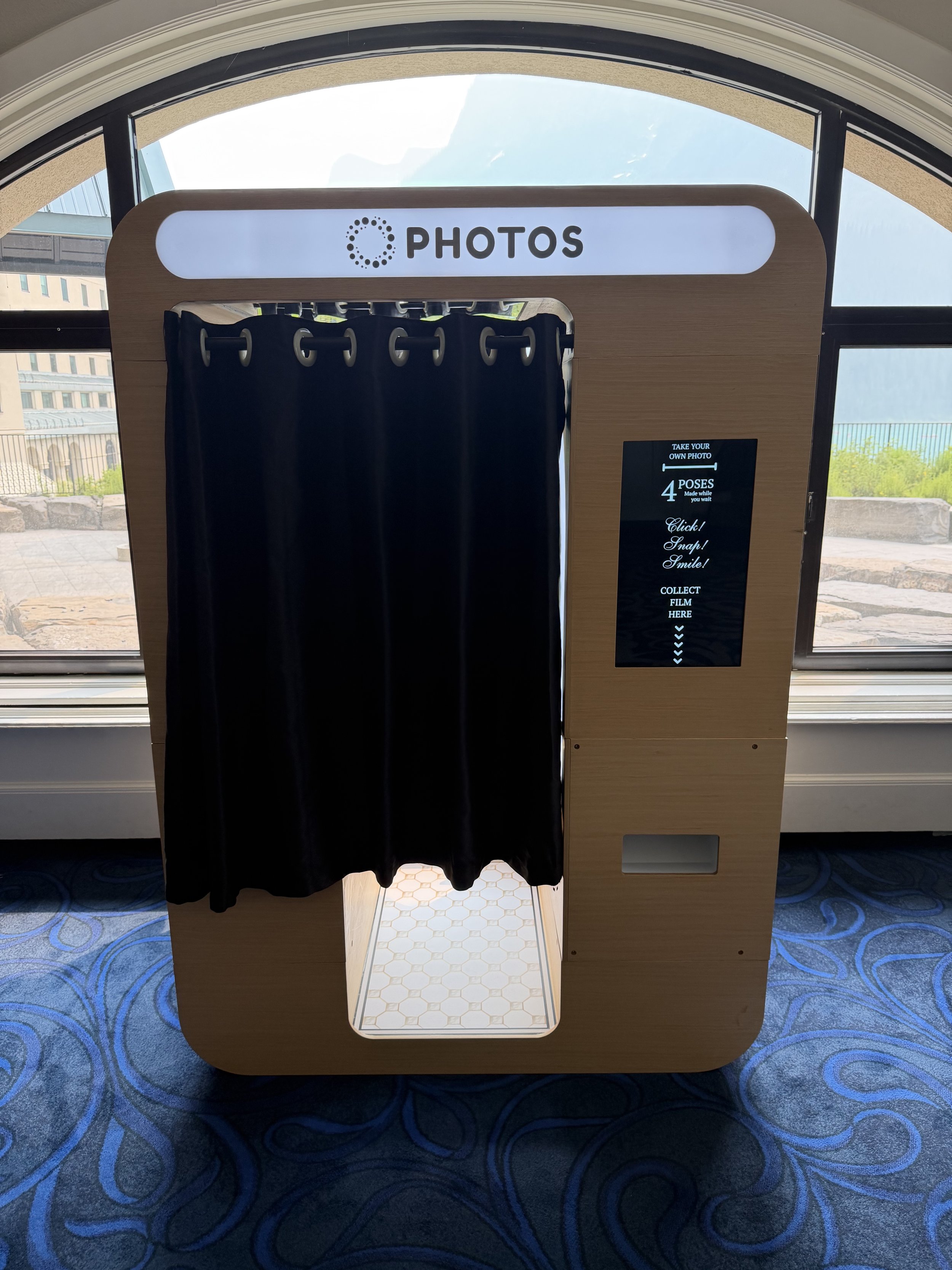 Alpine Cabin Luxury Enclosed Photo Booth
