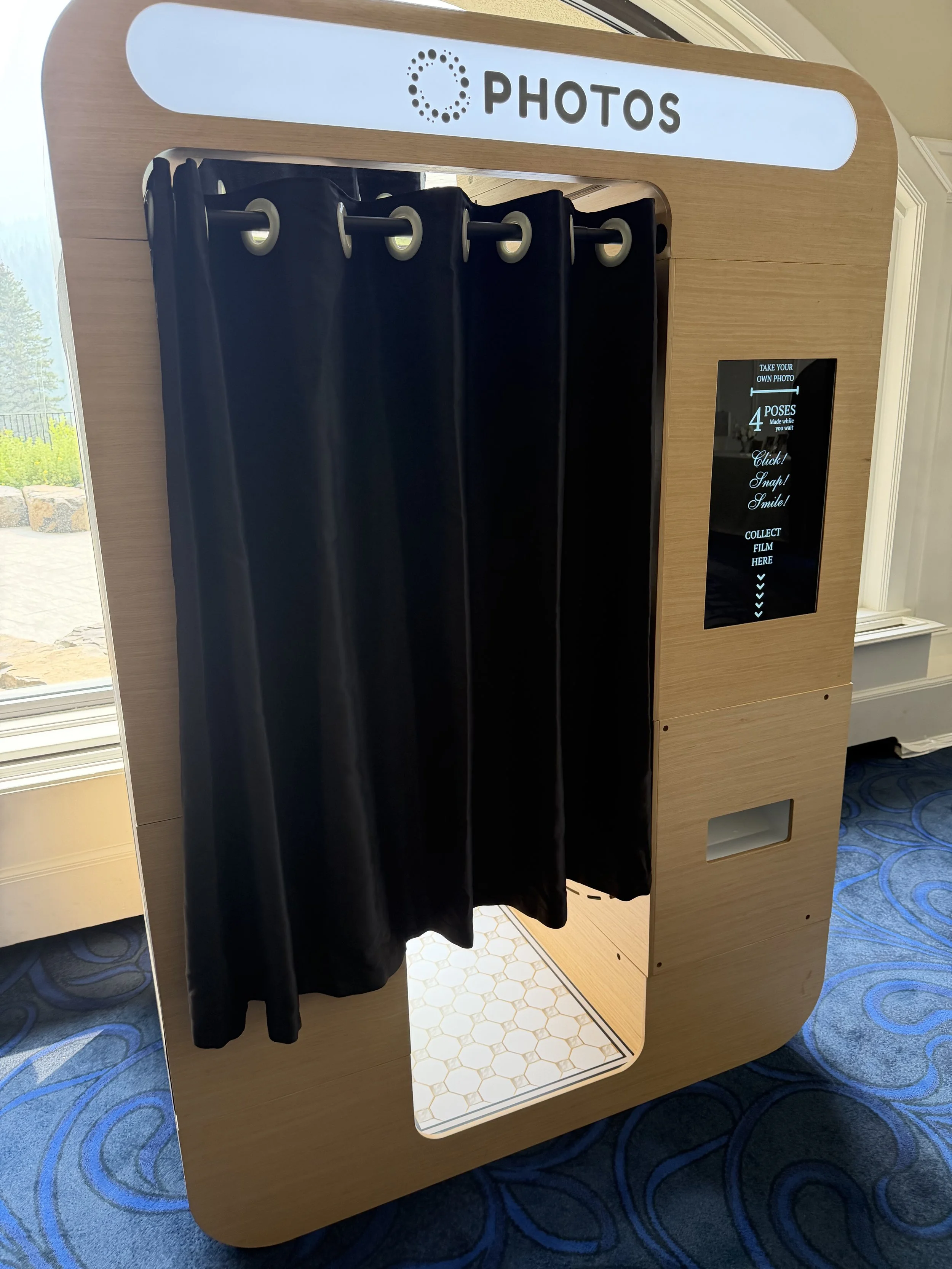 Alpine Cabin Luxury Enclosed Photo Booth