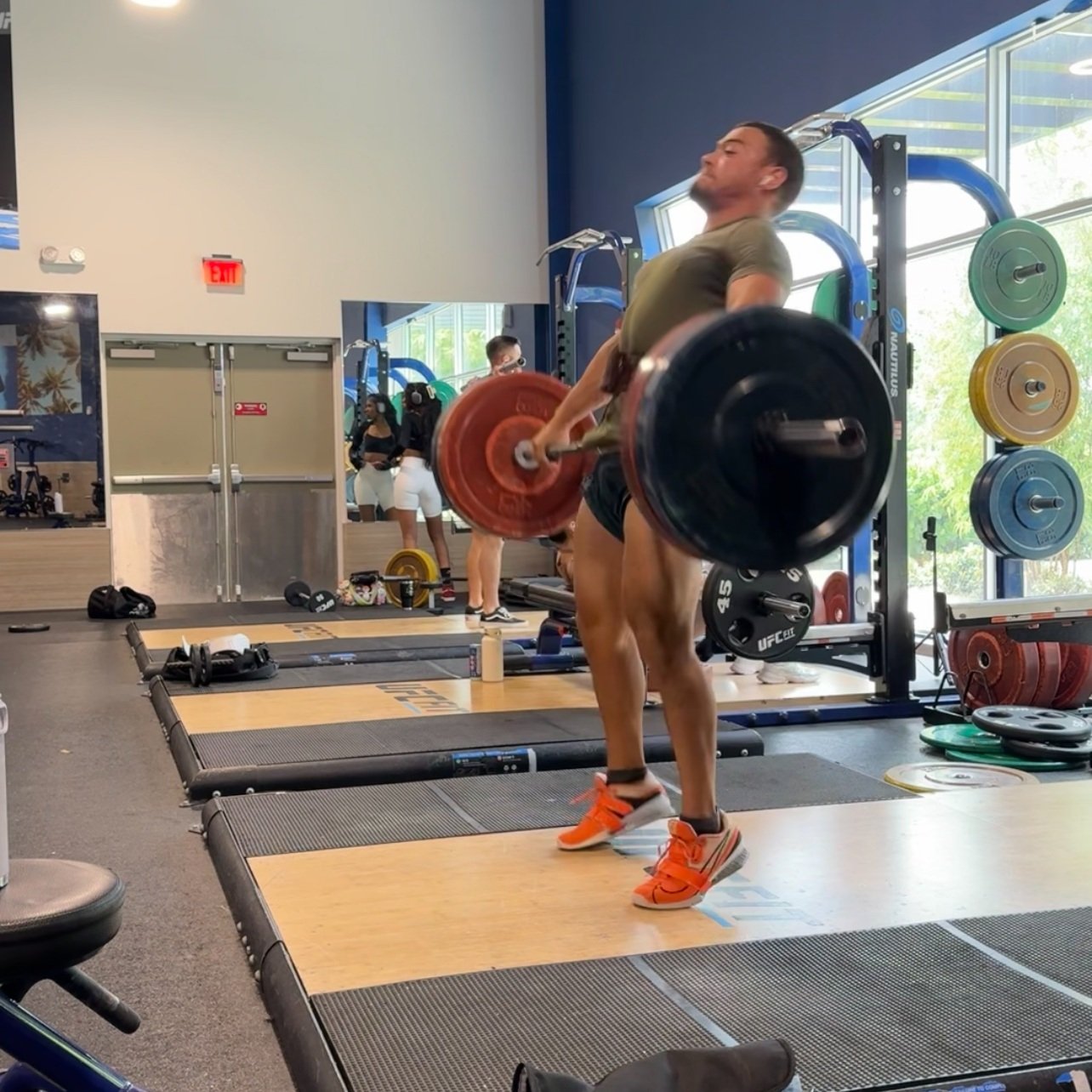 Mastering the Snatch: Key Tips from Palm Beach Weightlifting