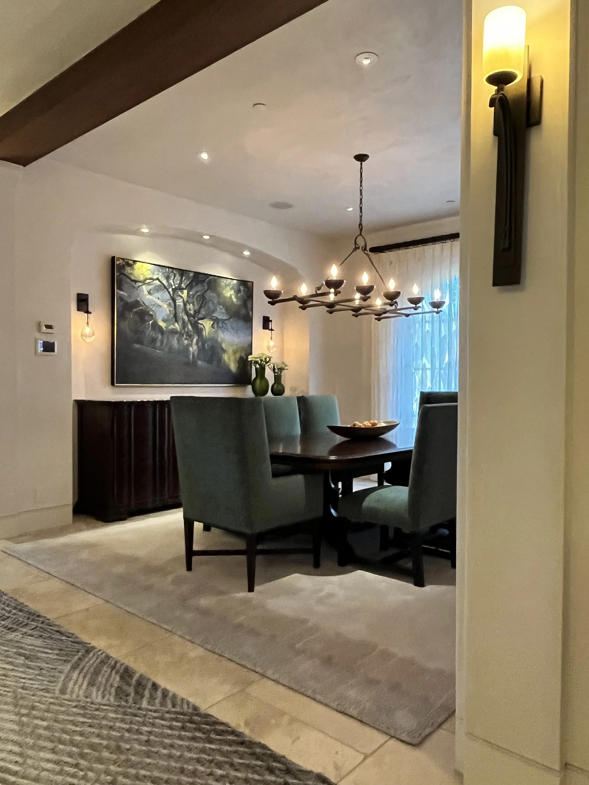 VDez Dining 11.15.23.jpeg