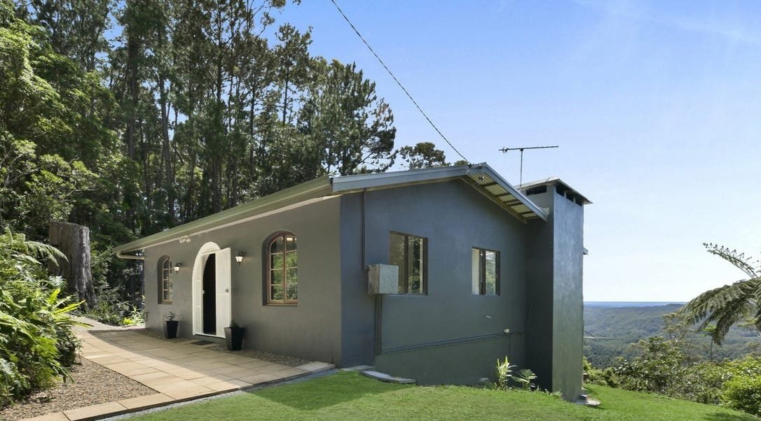 Tomewin acreage property.