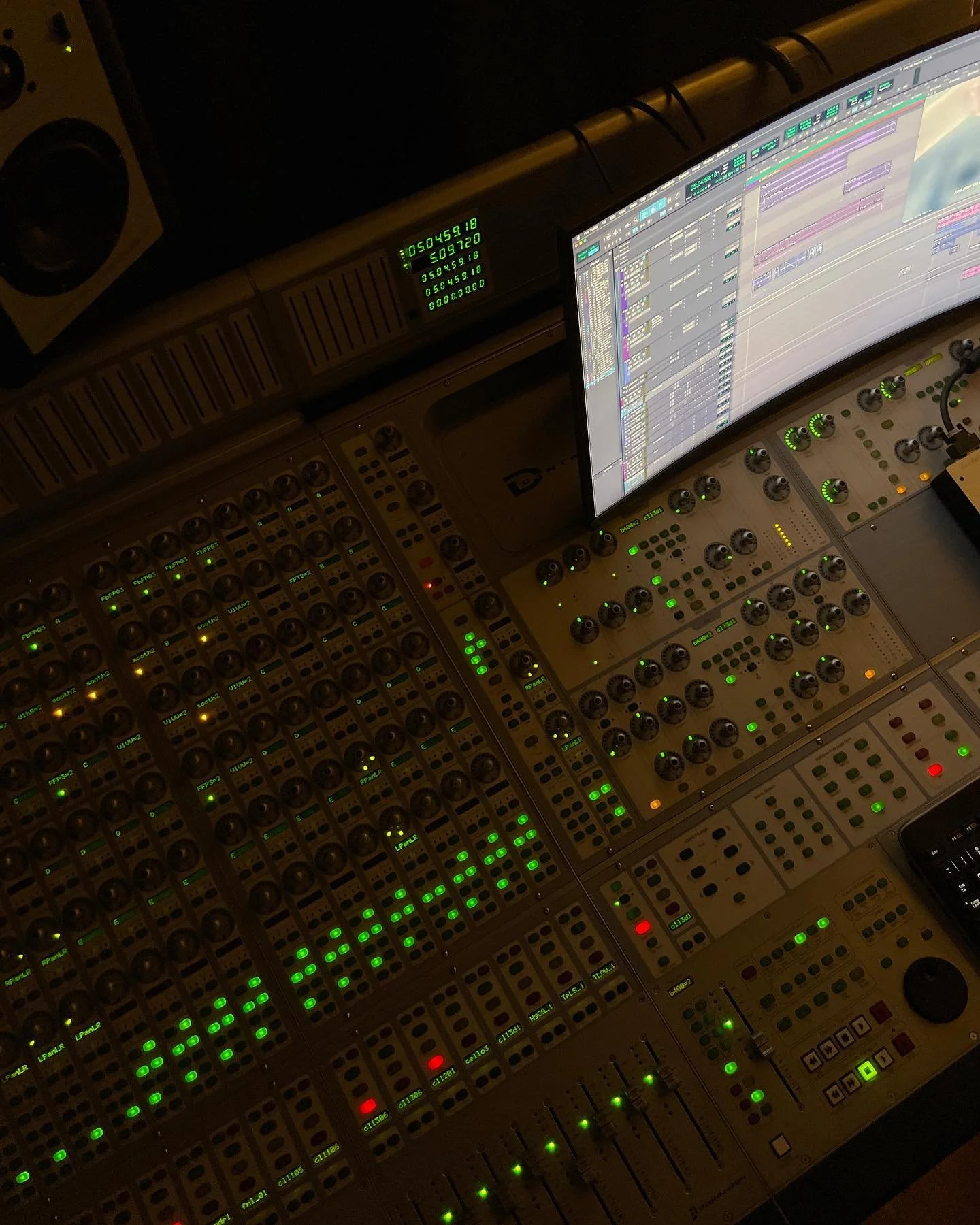 Lately ◠◡◠◡◠◡