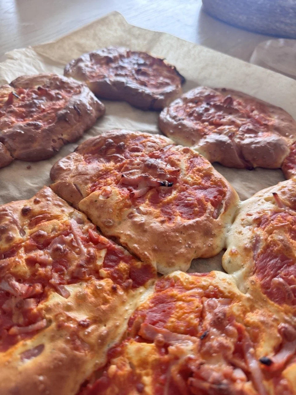 Pizza slice på hytteost