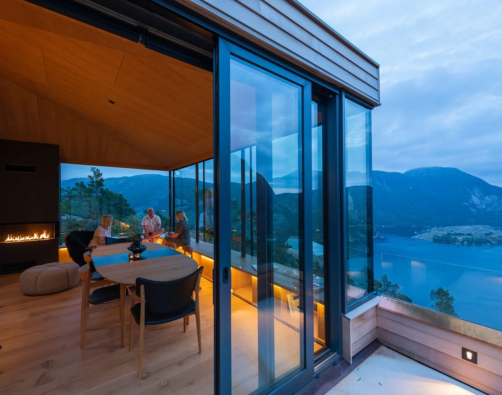 Bitmap_grandlodge__DSA3319 (90)_websize-min.jpg