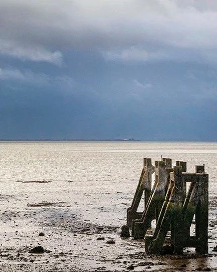 December in Shoeburyness.
A quiet beginning to a month that always gathers momentum.
There&rsquo;s a stillness in these first few days &mdash; soft coastal light, cool air, and a sense of pause before everything starts to brighten and bustle.

This w