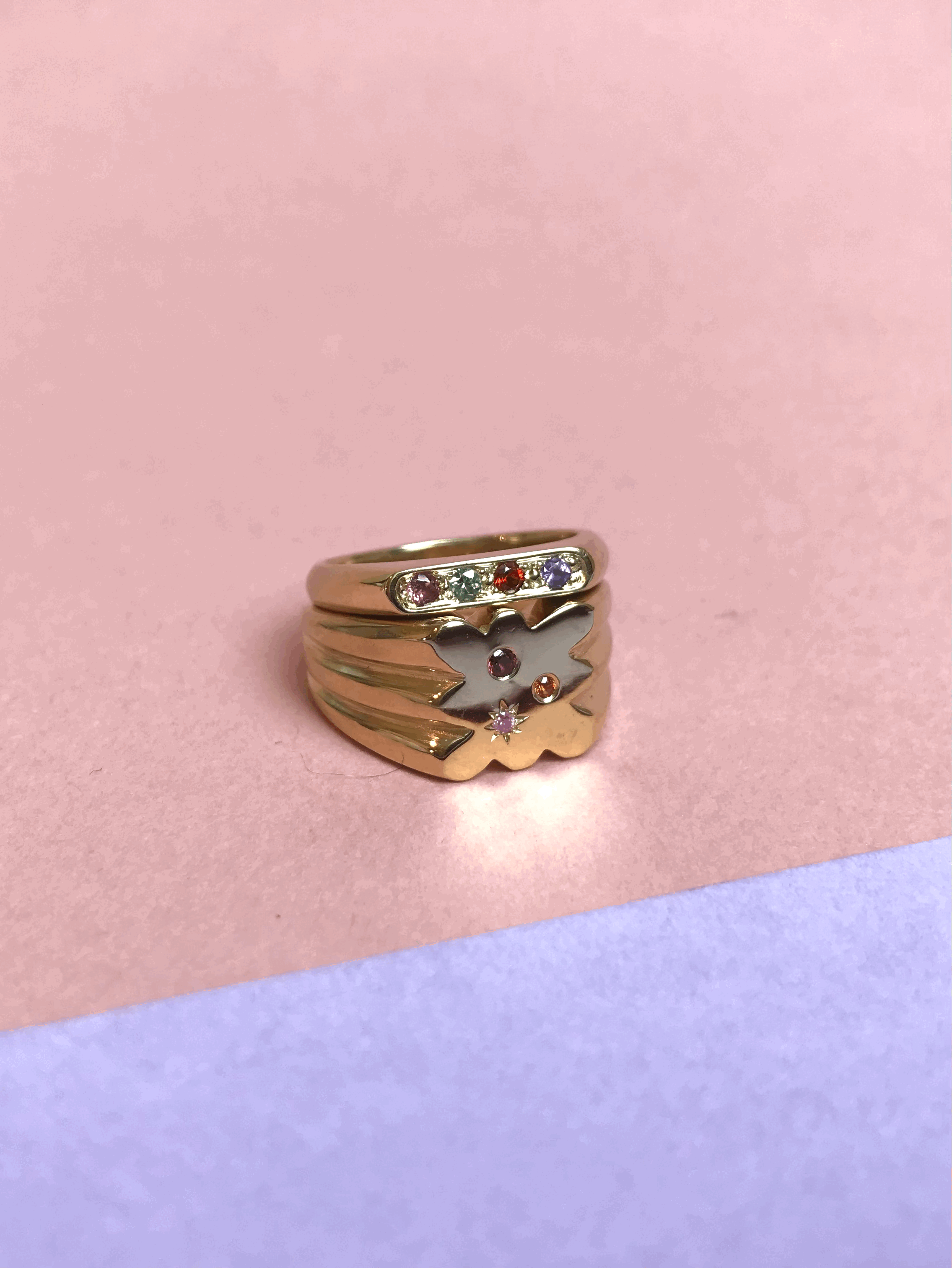 Bague Chevalière bijouterie col saphirs fabrication artisanale