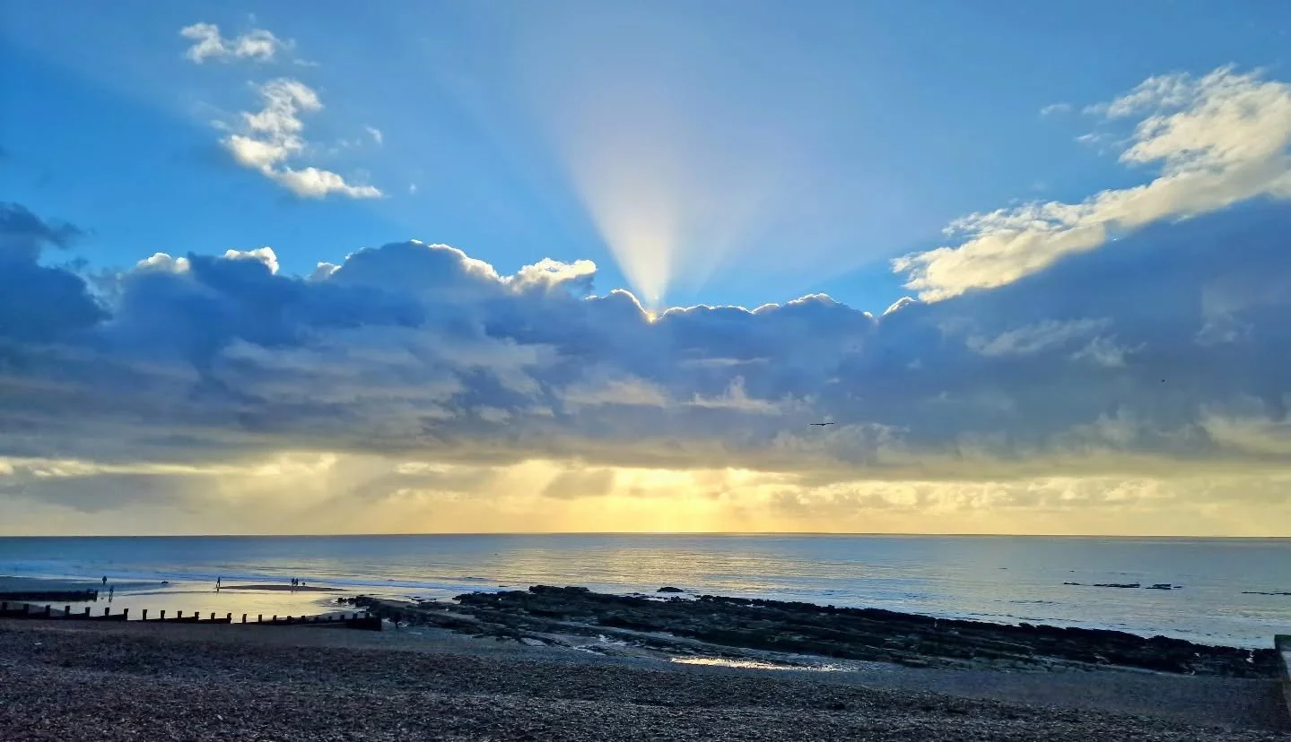One heavenly light show this morning ☀️

#goatledge
