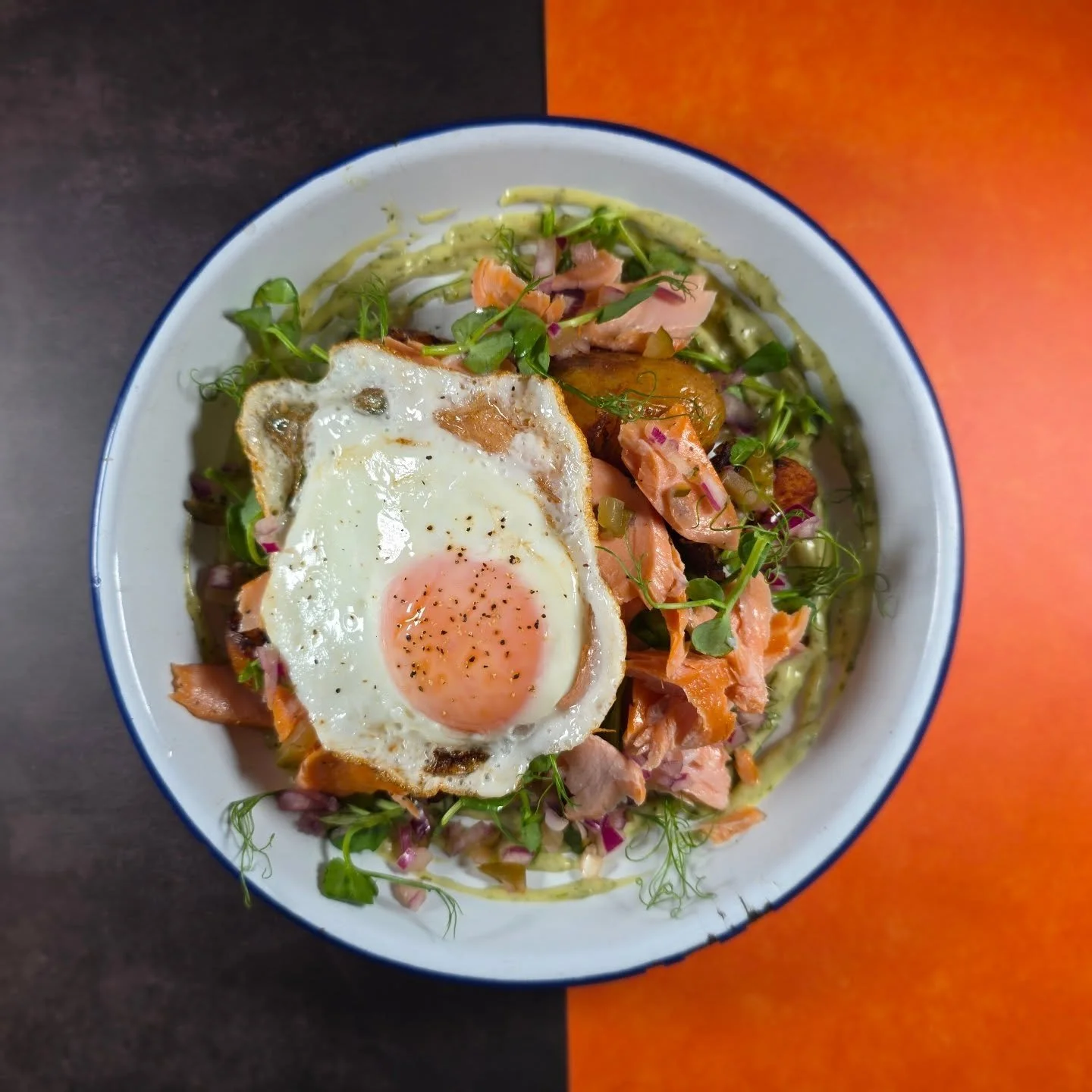 Craving an explosion of flavour? 💦

Our Salmon Hash is the perfect candidate! What's in it? 👇

&bull; Smoked Salmon 
&bull; Crispy Fried Potatoes 
&bull; Fried Egg
&bull; Pickles 
&bull; Dill Aioli 

Warning: surrounding customers may stare at this