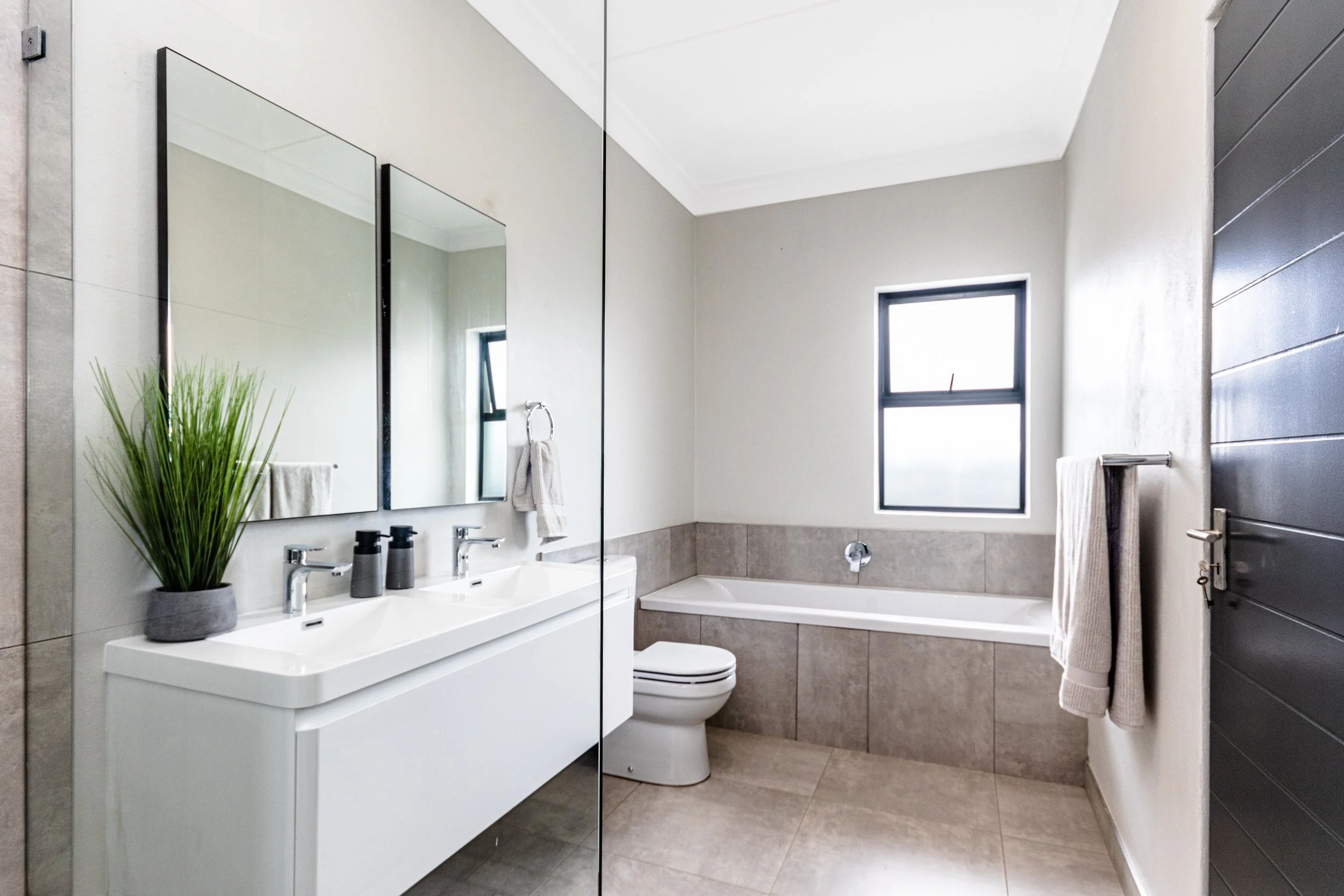 highrise low res 3mb (5 of 36) - Copy.jpg