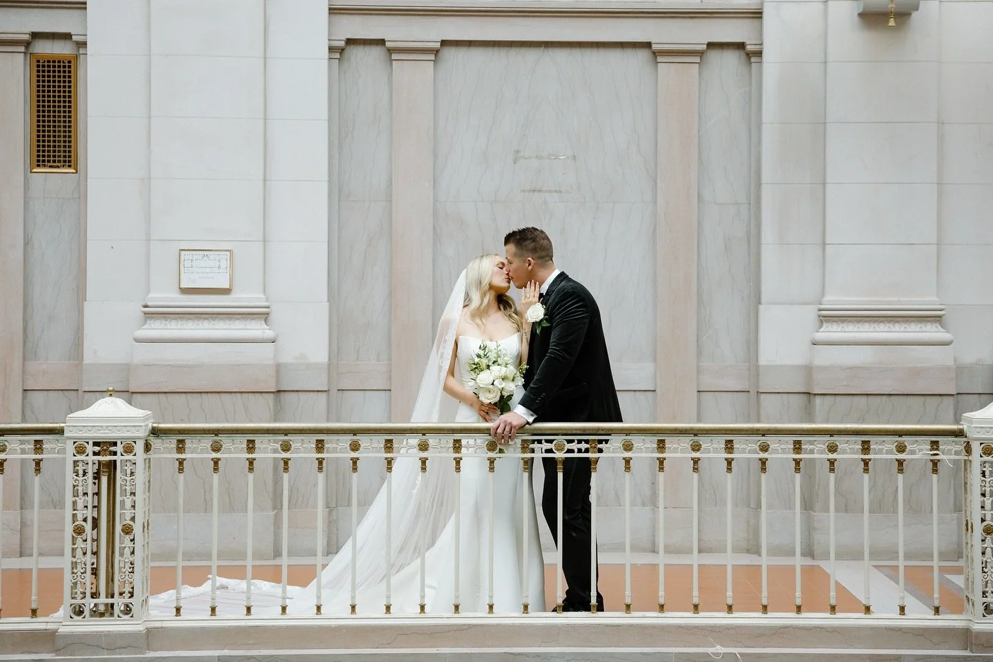 If anyone needs me this week I&rsquo;ll be in my editing cave, still gushing over this day 😍

Love documenting love 🤍🤍🤍