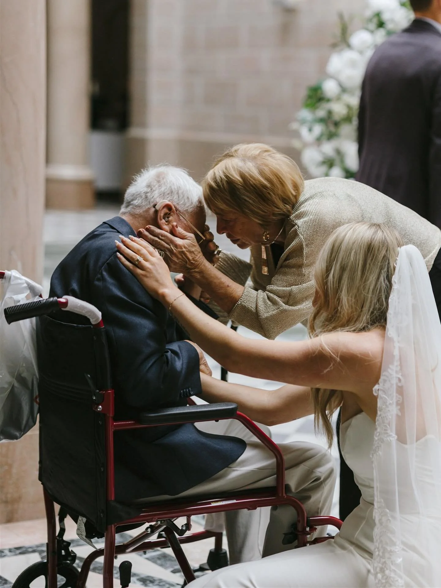 This right here 🥹

.
.

The in-between, unplanned, genuine, blink-and-you-miss-it kind of magic✨

This is what I mean when I say I absolutely adore telling your story with my camera. 

Real moments like this >>> 🤍