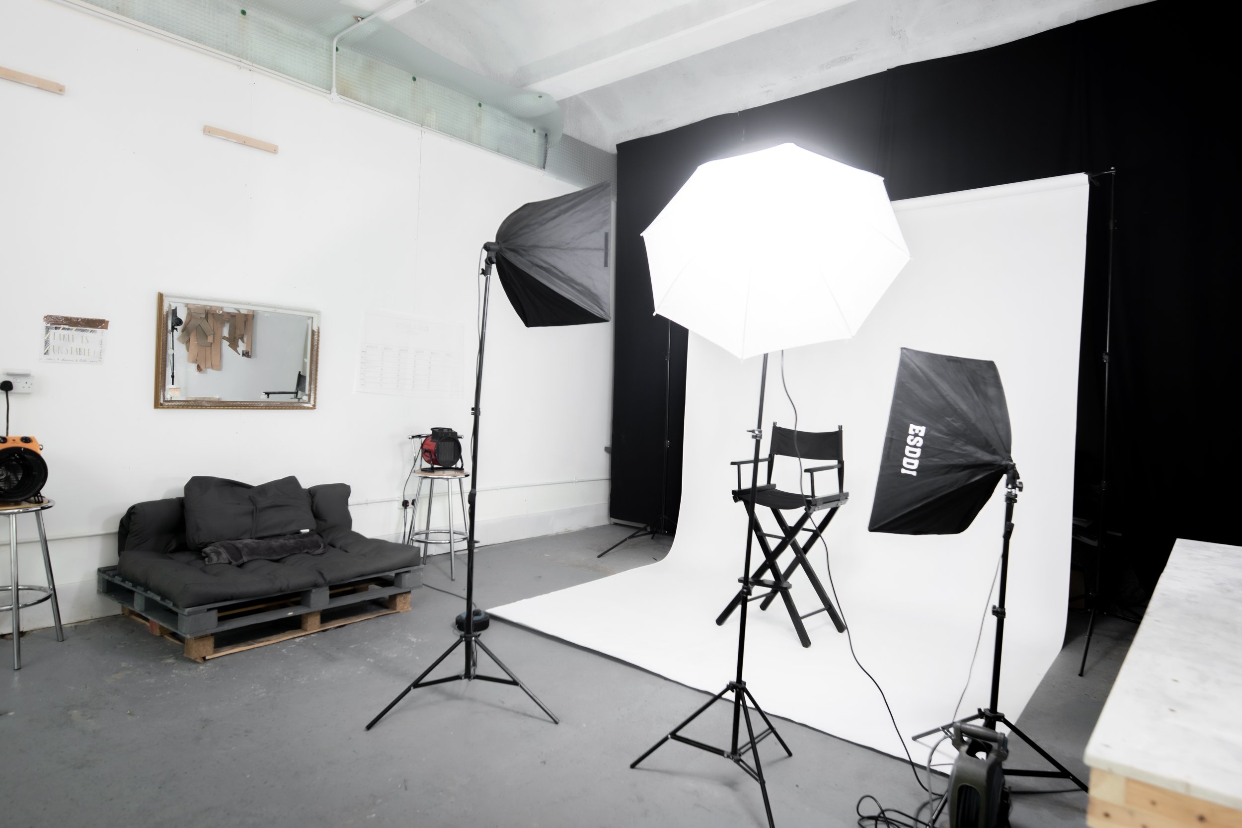 StudioPhotosOCT2022-2.jpg