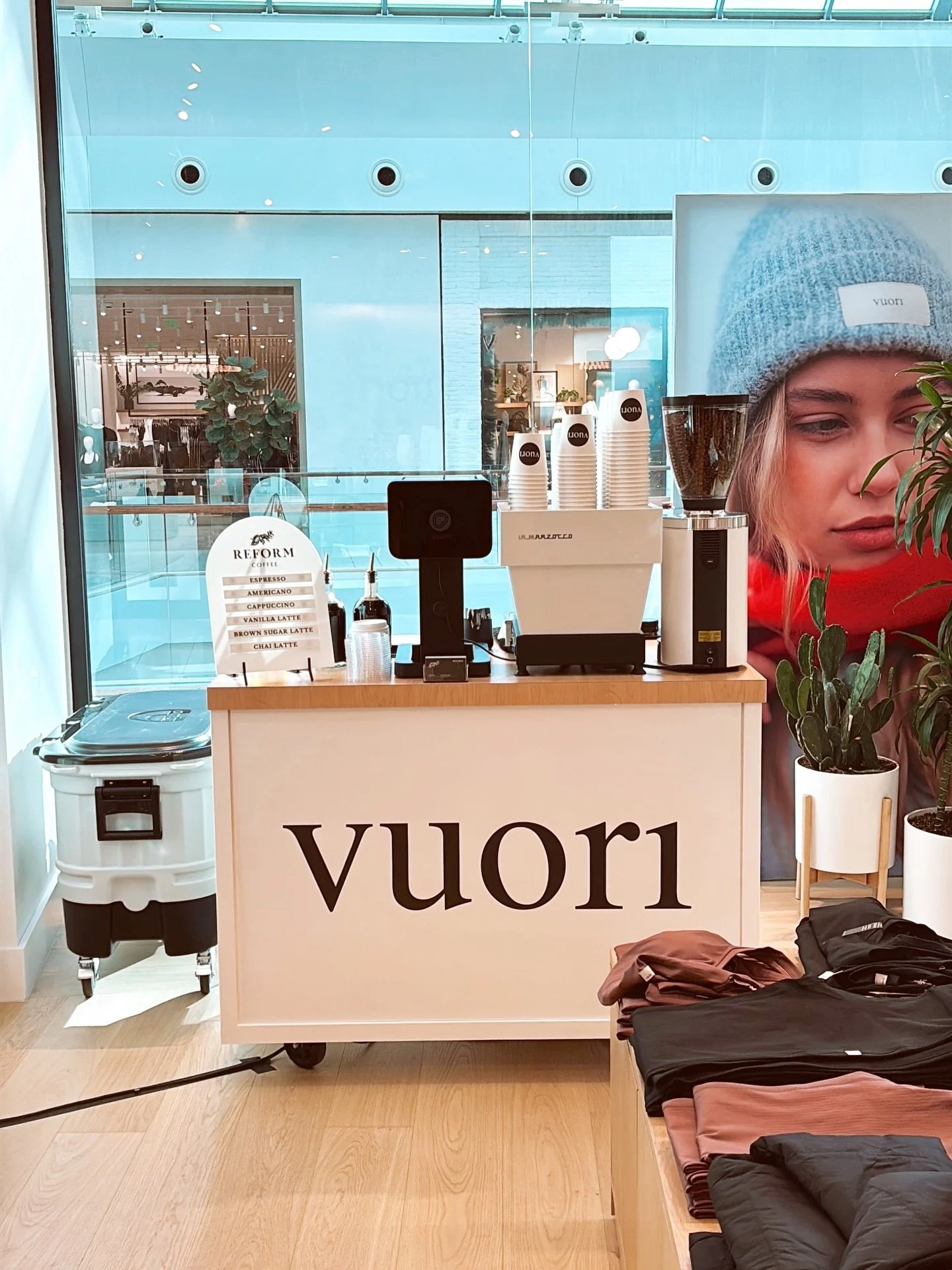 Inside Vuori at UTC Sarasota today we had a brand activation with vuori for there holiday retail event!

With custom branding across the cart, cups, and drinks, the coffee station became a natural part of the in-store environment. Guests were able to