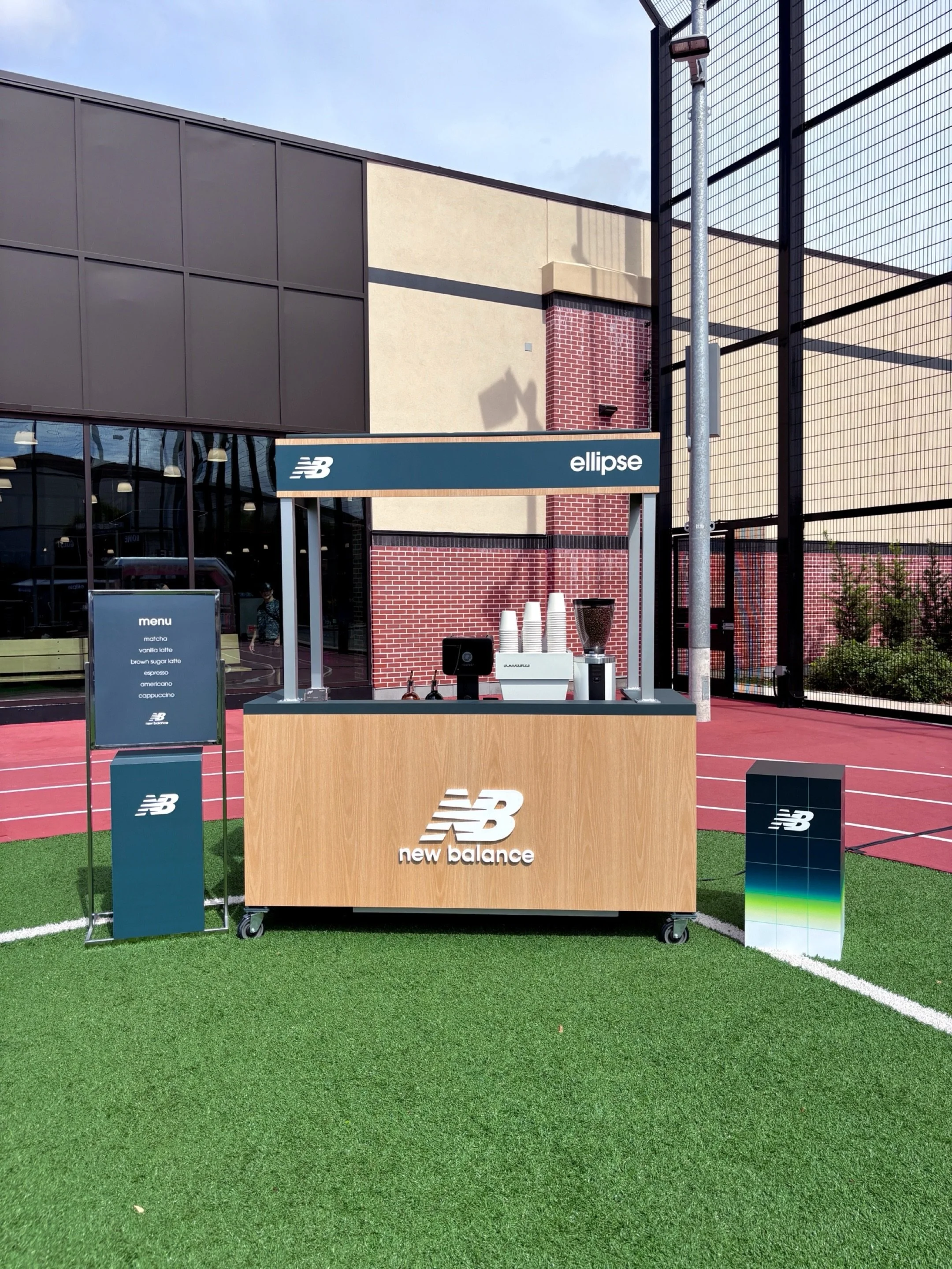 New Balance shoe launch at Dick&rsquo;s Sporting Goods, Tampa 🏃

Five hours of coffee and matcha service at International Plaza. We printed the New Balance logo on cold foam using our latte art printer&mdash;branded beverages for influencers, athlet
