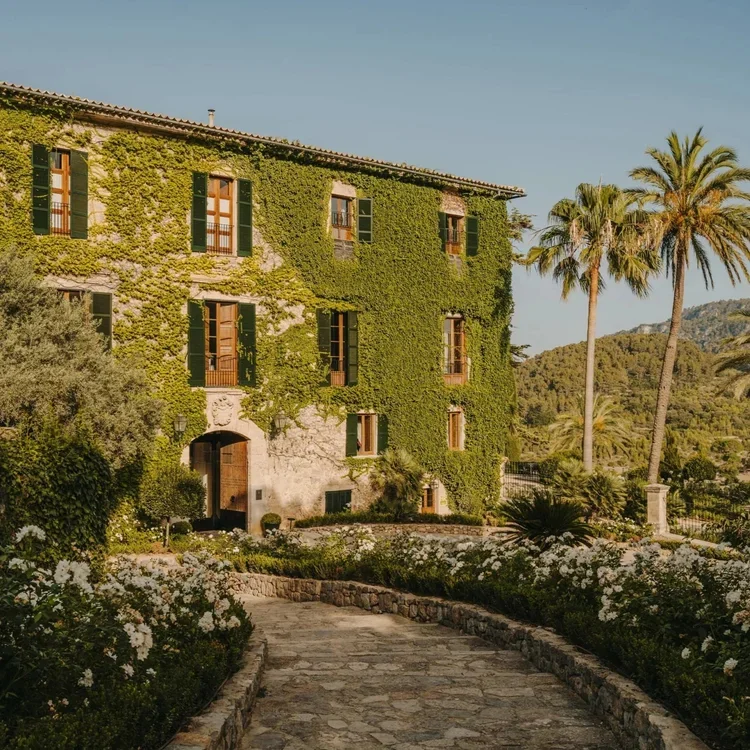 Luxury Hotel Stay - 5 nights