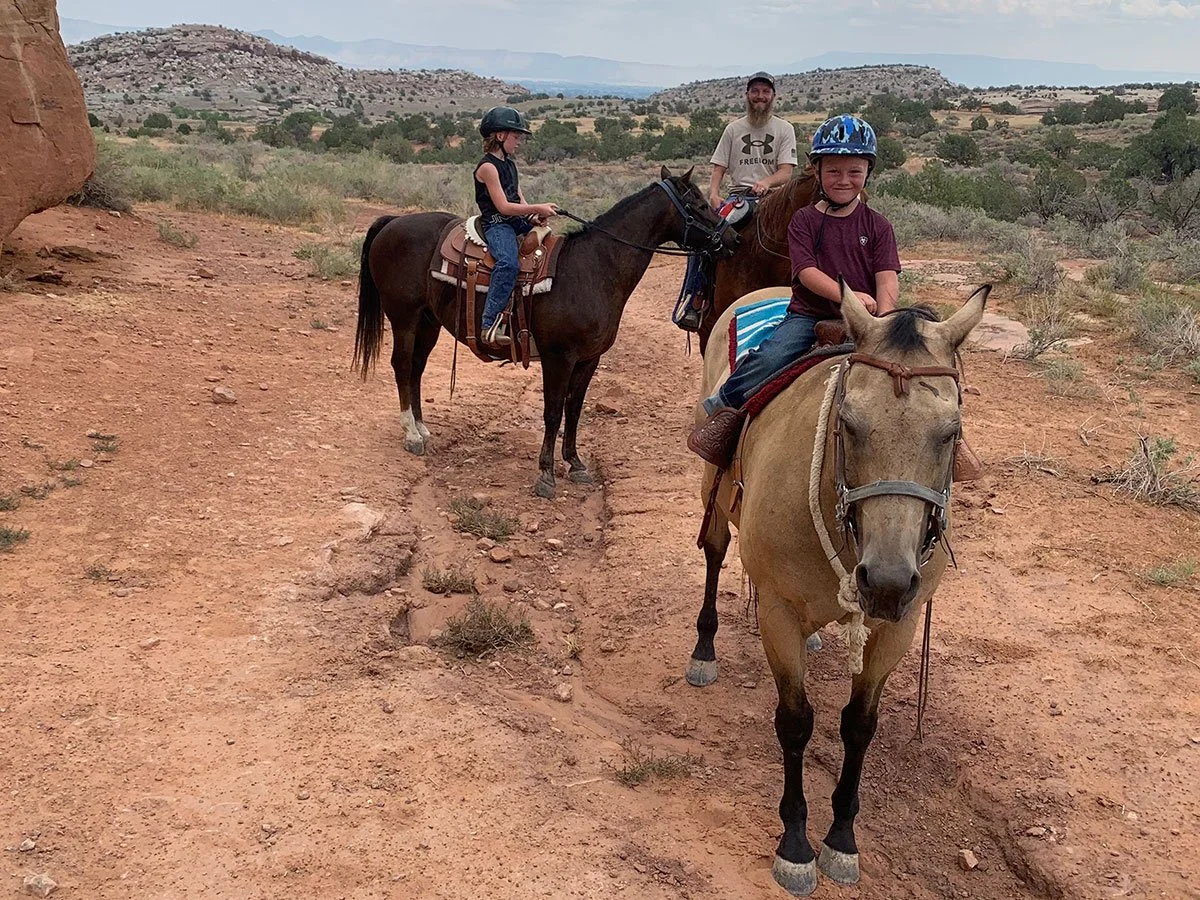 Desert-Family-Trail-Ride.jpg