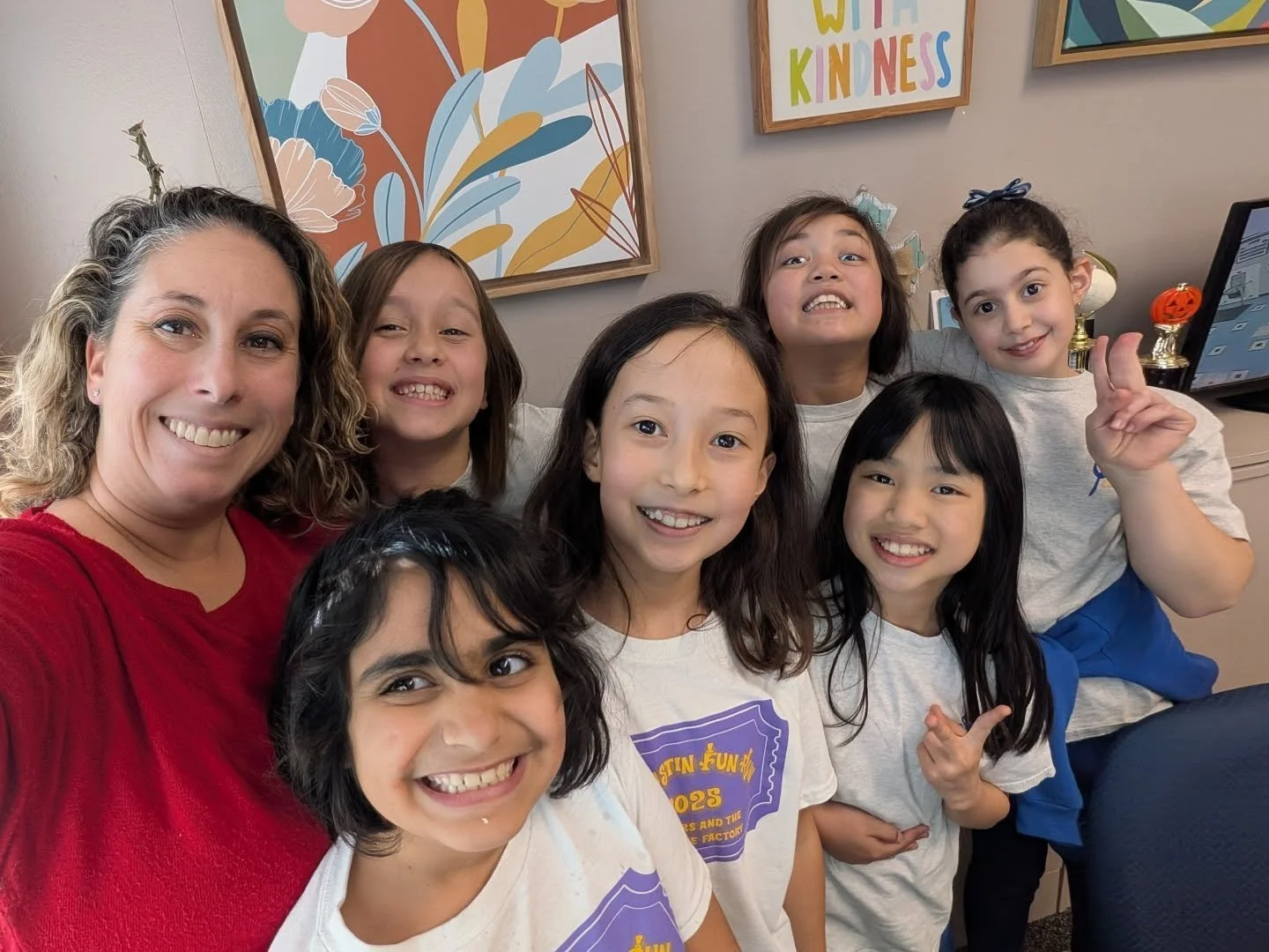 Today was extra special at St. Justin! 💙

Our 3rd grade girls proudly redeemed 100 tickets each that they earned for being Respectful, Responsible, and Resilient for a very special reward: lunch with Principal Sabbatini! 🍽️✨ The girls had a wonderf