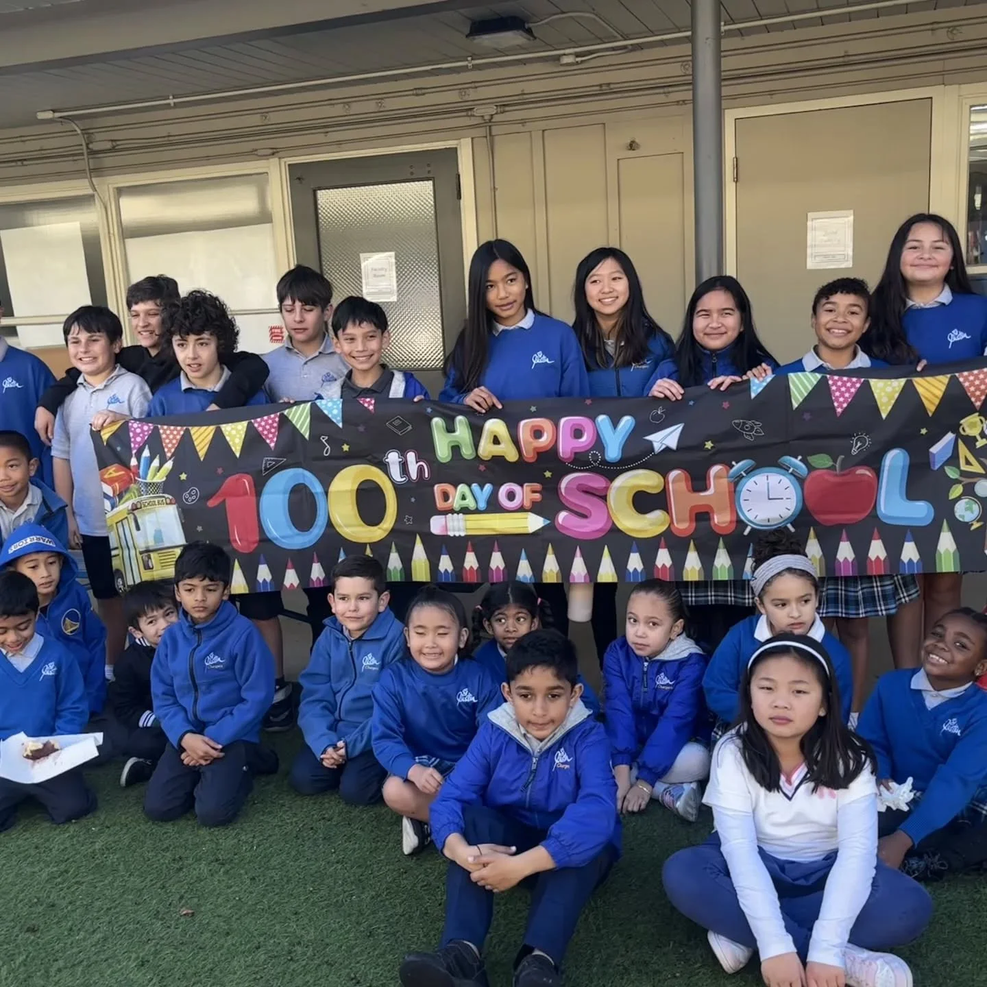 🎉💯 100 Days Smarter! 💯🎉

Today, some of our classrooms celebrated the 100th Day of School in the most fun and creative ways! Students made 100th Day hats and glasses 🤓🎩 and counted out 100 Fruit Loops to create colorful necklaces 🍓🌈.

One of 