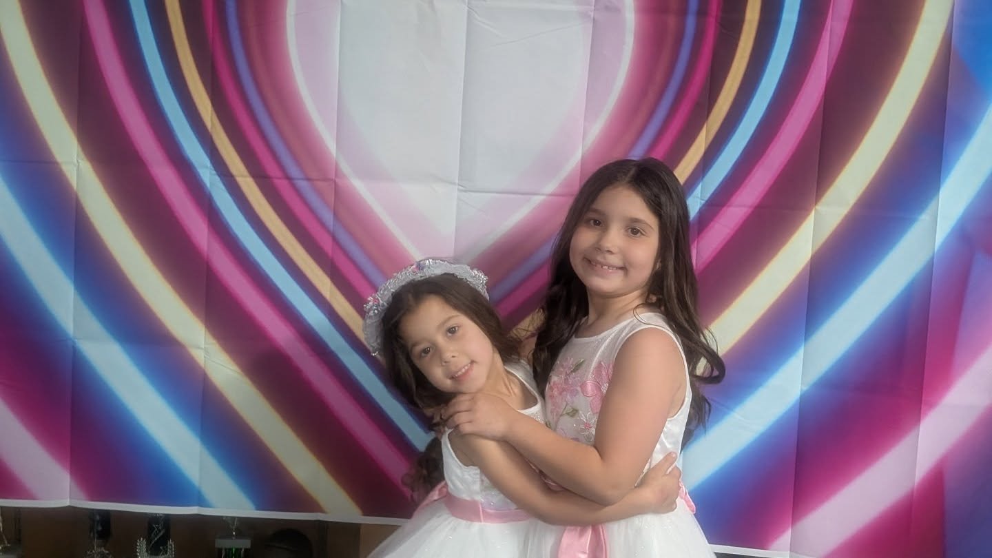 🎉💃 Saturday Night Fun for Our Younger Grades! 🍧✨

Saturday night was full of smiles, laughter, and nonstop fun at our Family Dance! Our younger students had the best time dancing the night away with glow sticks, enjoying candies and brownies, and 