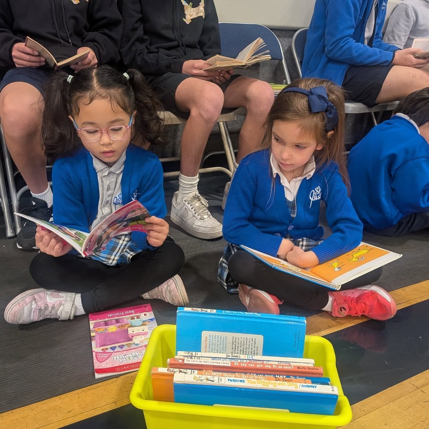 📚🎉 Read Across America &ndash; Celebrating Dr. Seuss! 🎉📚

Today our school came together to celebrate Read Across America and the birthday of Dr. Seuss!

Every student, their teachers, and even Mrs. Sabbatini gathered in the gym with one special 