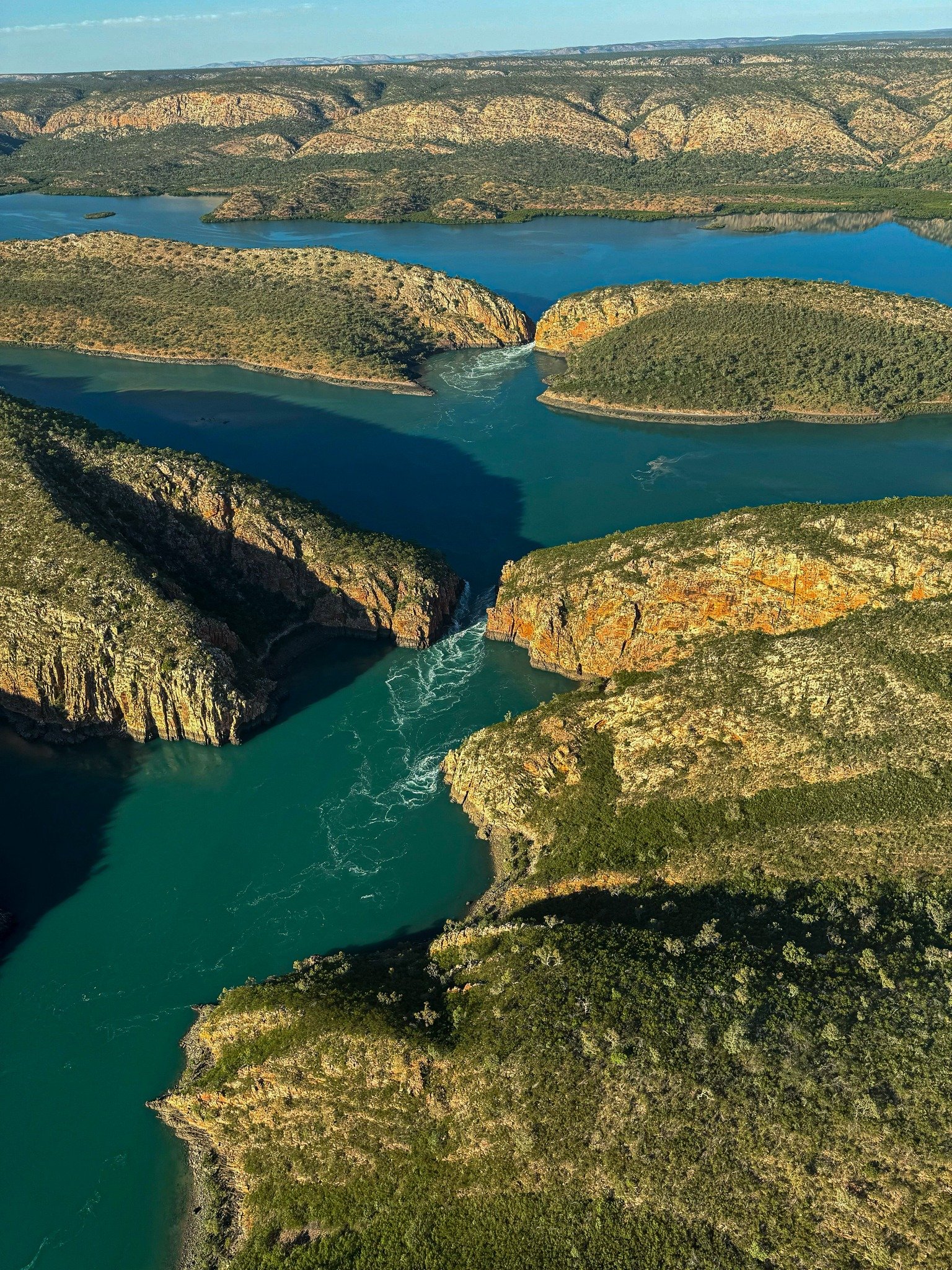 Enhance your trip to the Kimberley with a scenic helicopter flight over the world famous Horizontal Falls &amp; Buccaneer Archipelago 🚁

In this 90-minute flight, you'll see the vibrant colours and dynamic landscapes of the iconic Horizontal Falls a