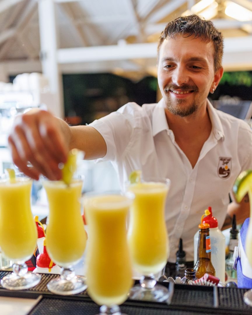 The countdown is on 📣

Only💯days until Mount Hart opens its gates for the season.

We can't wait to see you all there...we've already got the mango daiquiris waiting 🥭🤠

#destinationwa #seeaustralia #kimberley #gibbriverroad #explorewa #westisbes