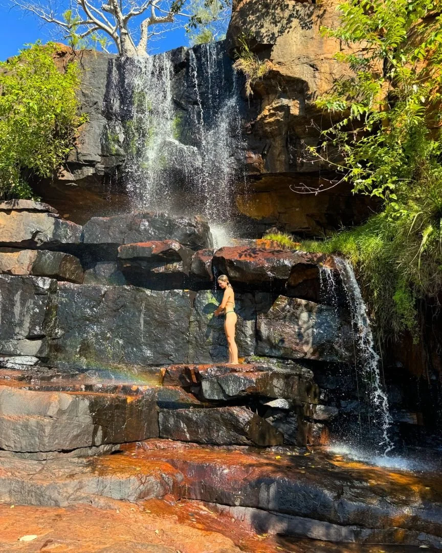 📍 Galvans Gorge 

Just a short drive from Mount Hart Wilderness Lodge, Galvans Gorge is a must do stop on your Gibb River itinerary.

A gentle 1km walk leads through shady vegetation to a large, horseshoe-shaped pool fed by a year-round waterfall. S