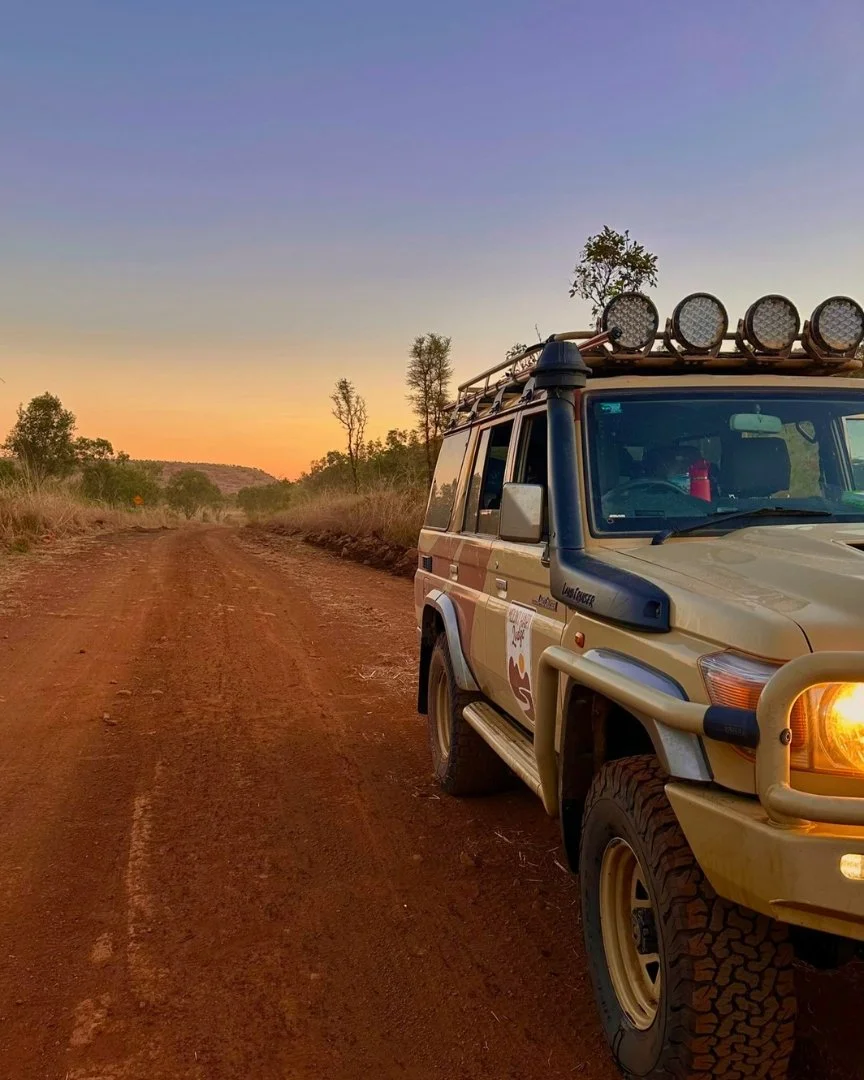 Recipe for the ultimate road trip&hellip; good tunes, unreal Kimberley scenery and a few iconic stops along the way, Mount Hart included😉

Have you locked in your Gibb River Road adventure yet? 👀

#MountHart #MountHartWildernessLodge #KimberleyAust