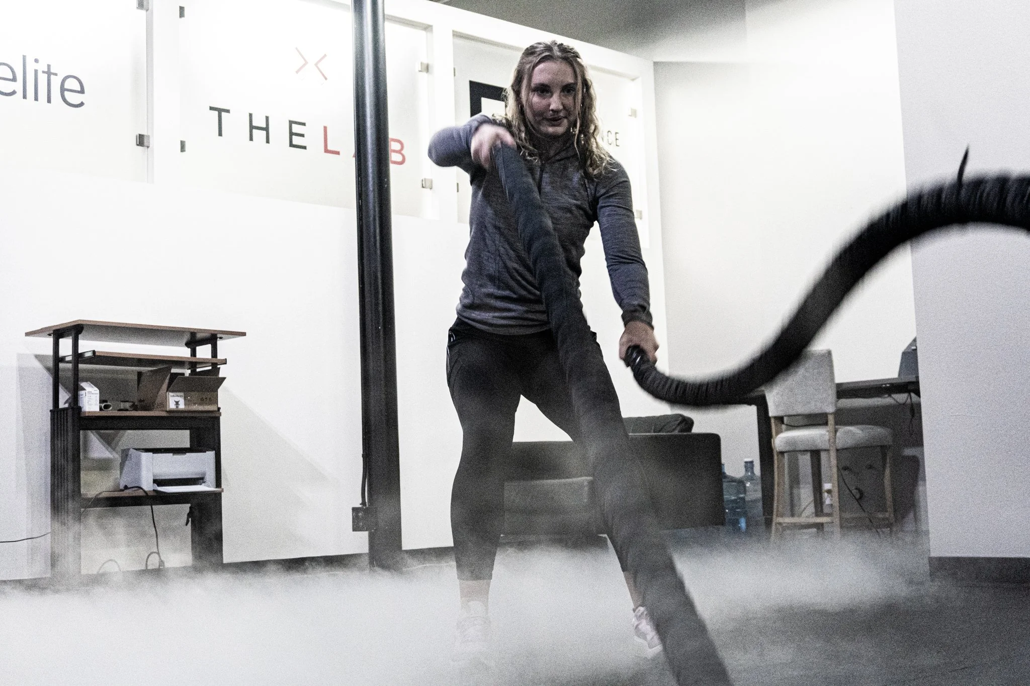 slamming battle ropes