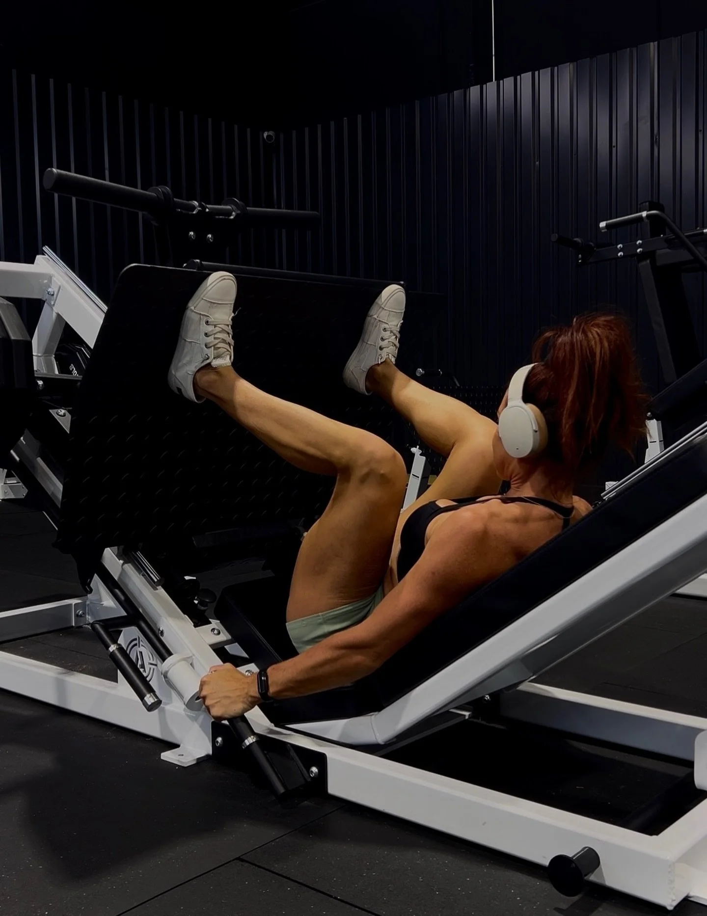 Stop focusing only on the goal.
The real focus should be the systems that get you there.

Think about it.

A baseball player&rsquo;s goal is to win the game but they don&rsquo;t win by simply wanting it.
They win by showing up to practice, putting in