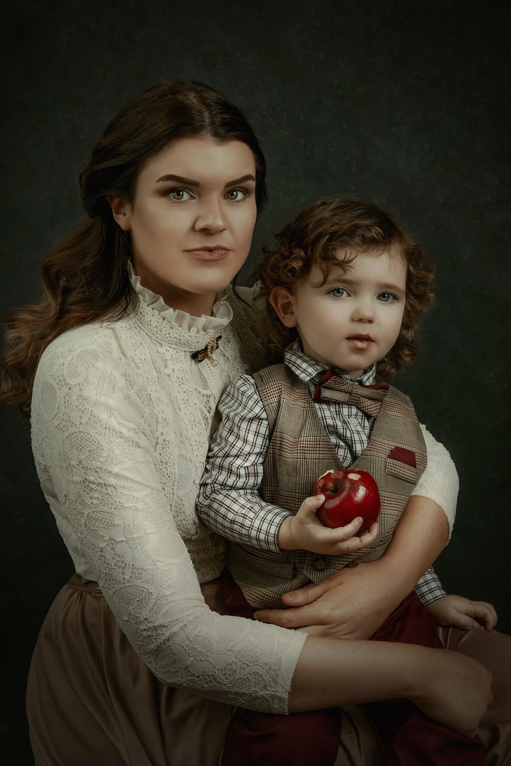 portrait-photography-editorial-executive-boudoir-headshot-virginia-fine-art-maternity-branding.jpg
