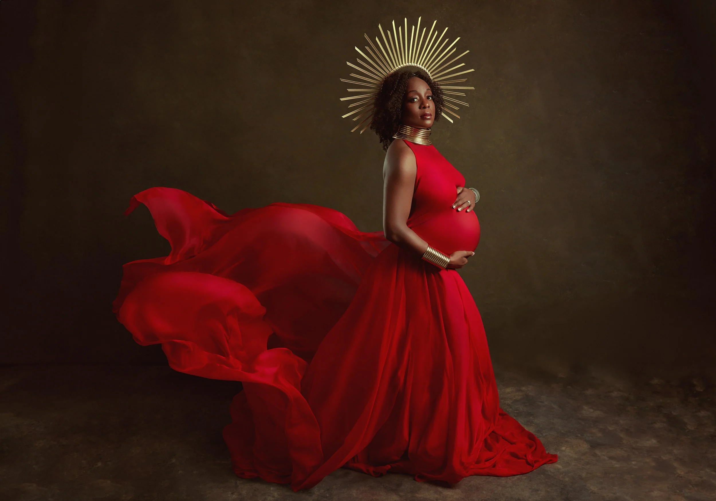 Best Luxury Maternity Photographer Hampton Roads - Wardrobe Included - Newport News - Virginia Beach - Richmond - Williamsburg - Luxurious Photoshoot — Roberta Montagnini  Photographer - Fine Art Maternity Photo, Pregnant Black Woman