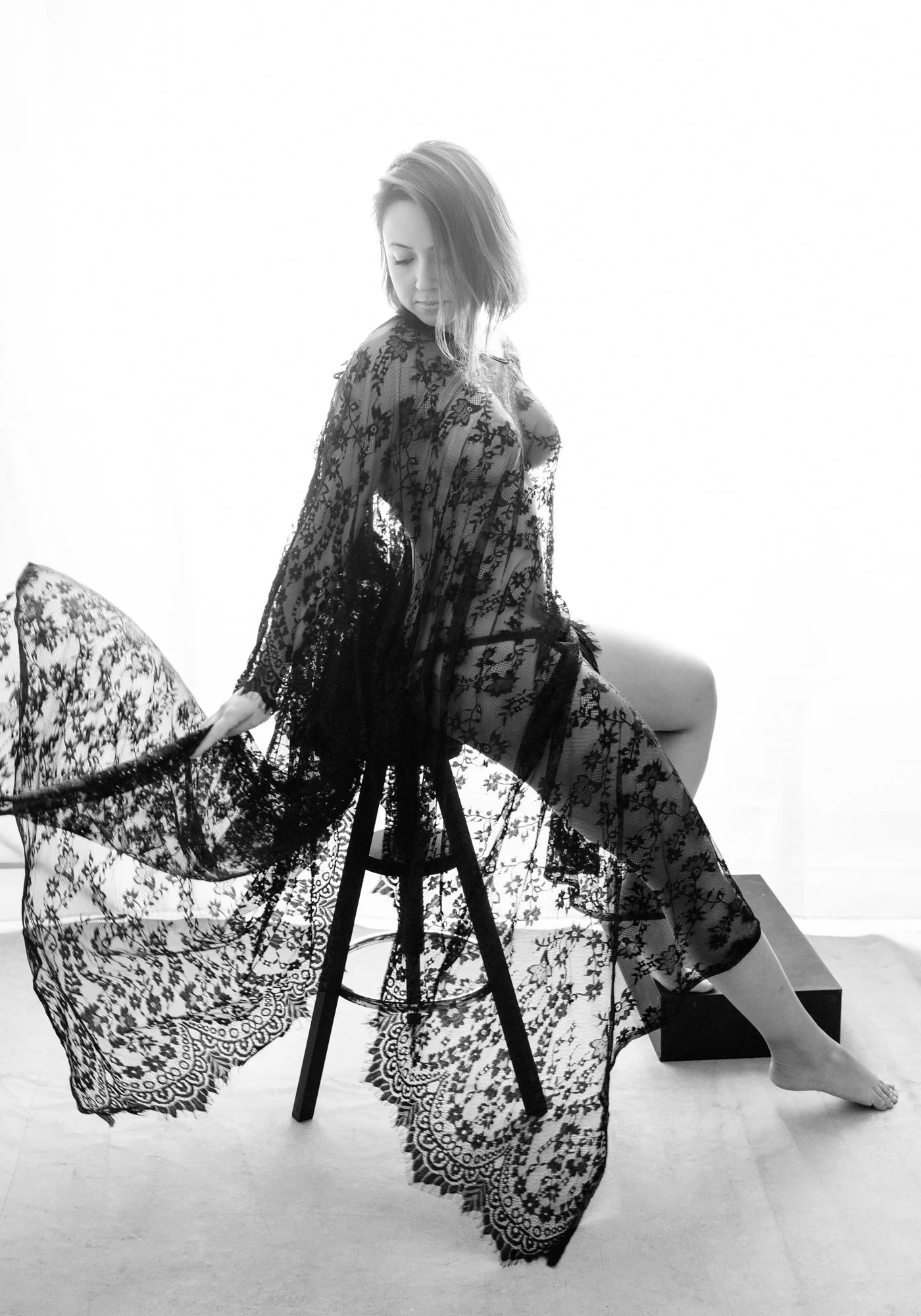 Best Hampton Roads Boudoir Photography - Fine Art Boudoir - Elegant Boudoir - Tasteful boudoir photos - Luxurious boudoir - Newport News boudoir photos - Best Virginia Beach Boudoir - Williamsburg Boudoir Photography - Gloucester Boudoir Photography 
