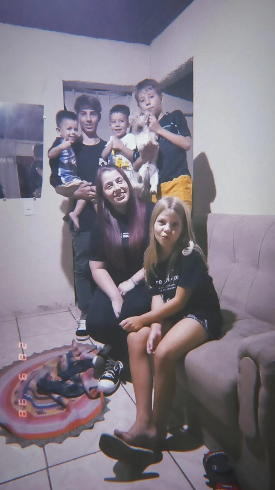 Mãe com filhos / Mother with children / Madre con hijos