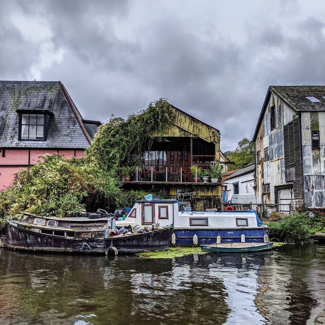 No Country for ISO 100

7 days in UK no sun yet..

.
.
.
.
.
.
#norfolk
#norwichgram
#norwich 
#visitnorwich 
#visitnorfolk 
#riverside
#canal 
#riverwensum
#rainyday 
#boatlife 
#streetphotography 
#exposure 
#aperture 
#momentlens 
#fujifilm 
#wens
