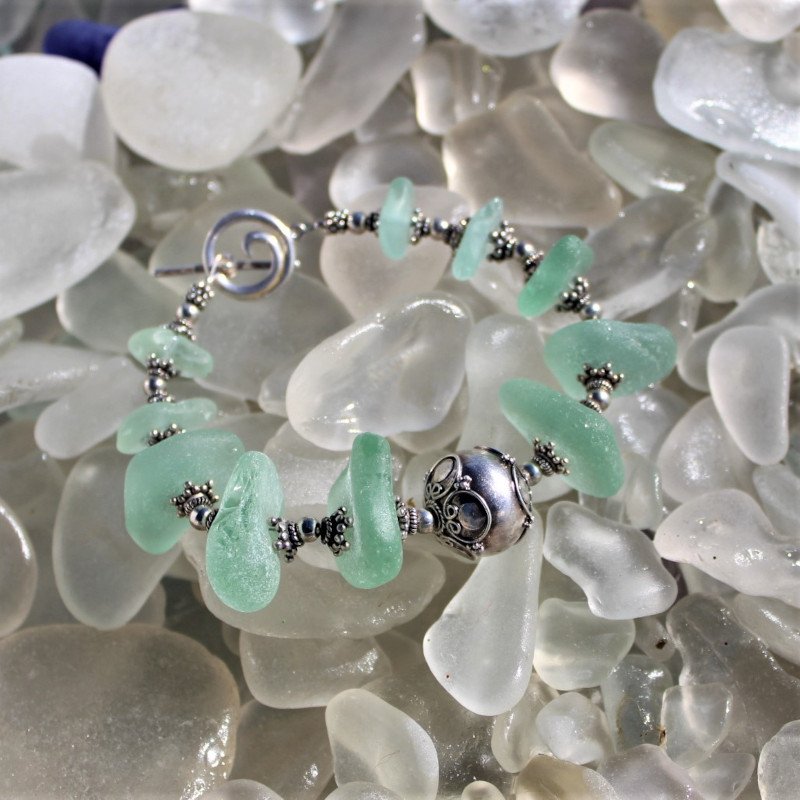 Bali Friendship Bracelet - Lagoon Emerald Adjustable Bracelet - Love is  Project