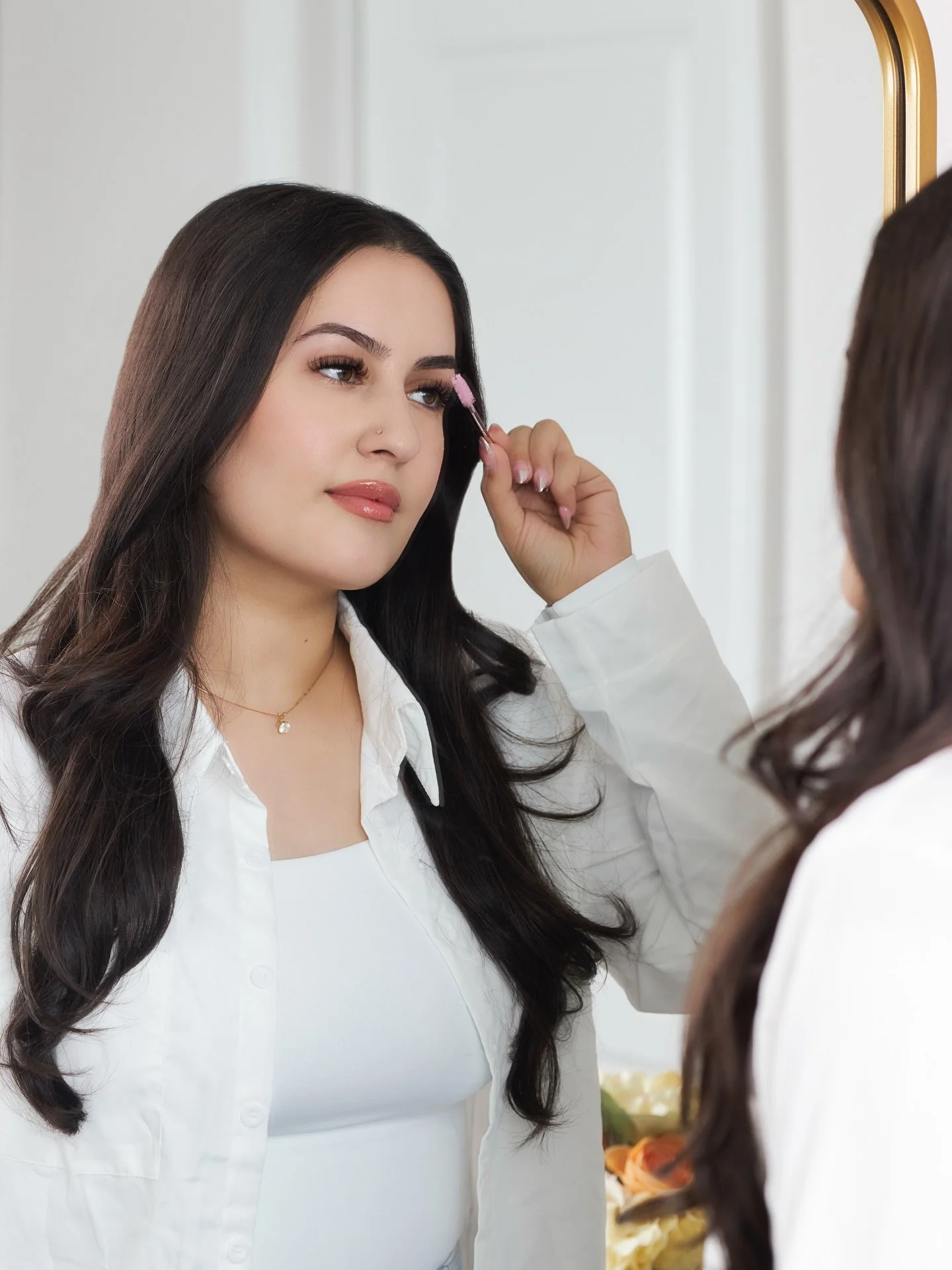 Loved creating with Zerlasht owner of @luxy.lashh ✨

Your brand deserves visuals that tell your story and reflect your vision.

If you&rsquo;ve been dreaming up your next branding shoot, I&rsquo;d love to bring it to life with you.

February &amp; Ma