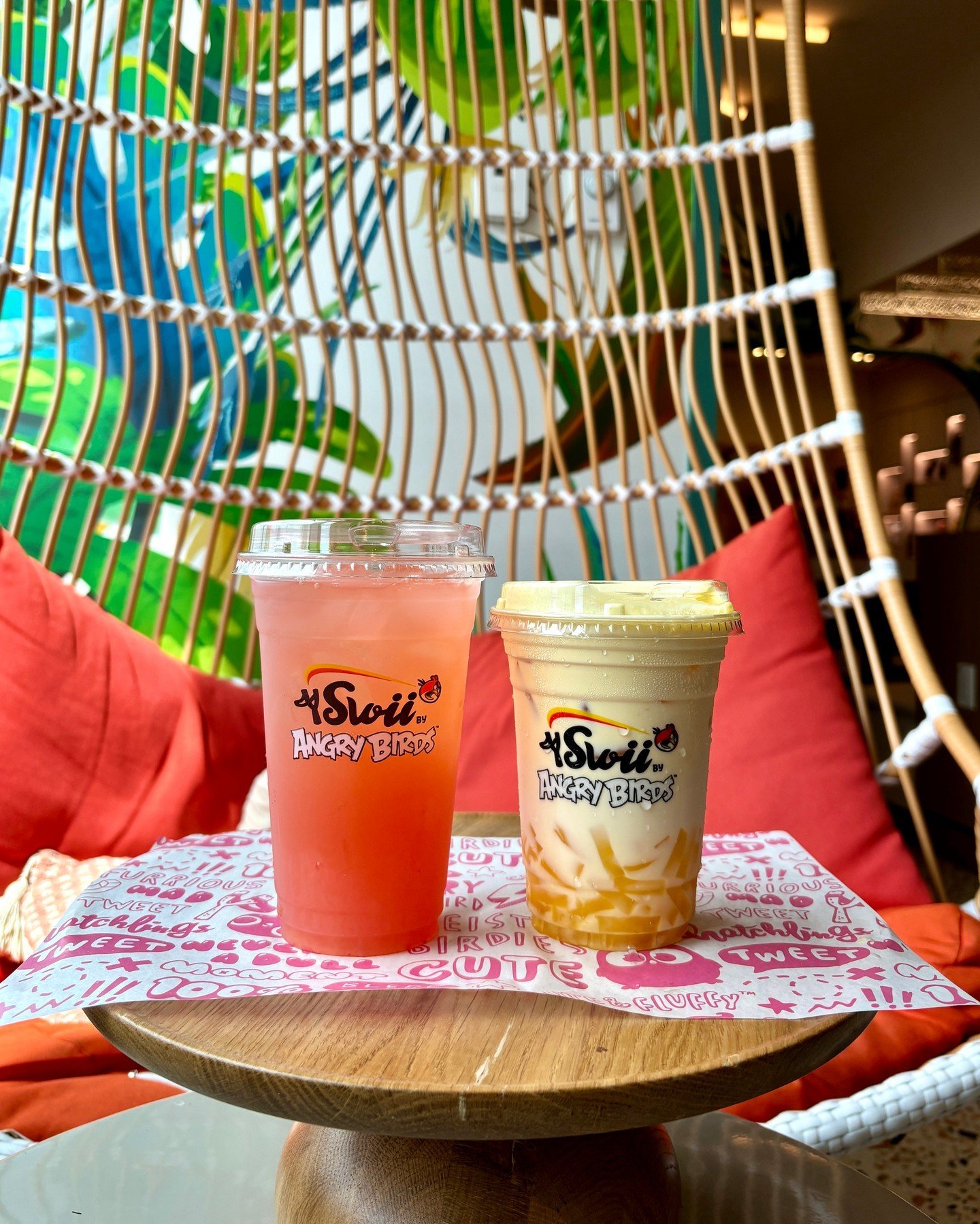 Beat the heat with our summer sips! 🧊🥵

Try our refreshing drinks that'll make you feel like you're lounging on a tropical paradise! 🏖 Featuring our &quot;Just Peachy Refresher&quot; 🍑 and &quot;Mango Jelly Coconut Milk&quot; 🥭!

#iswiibyangrybi