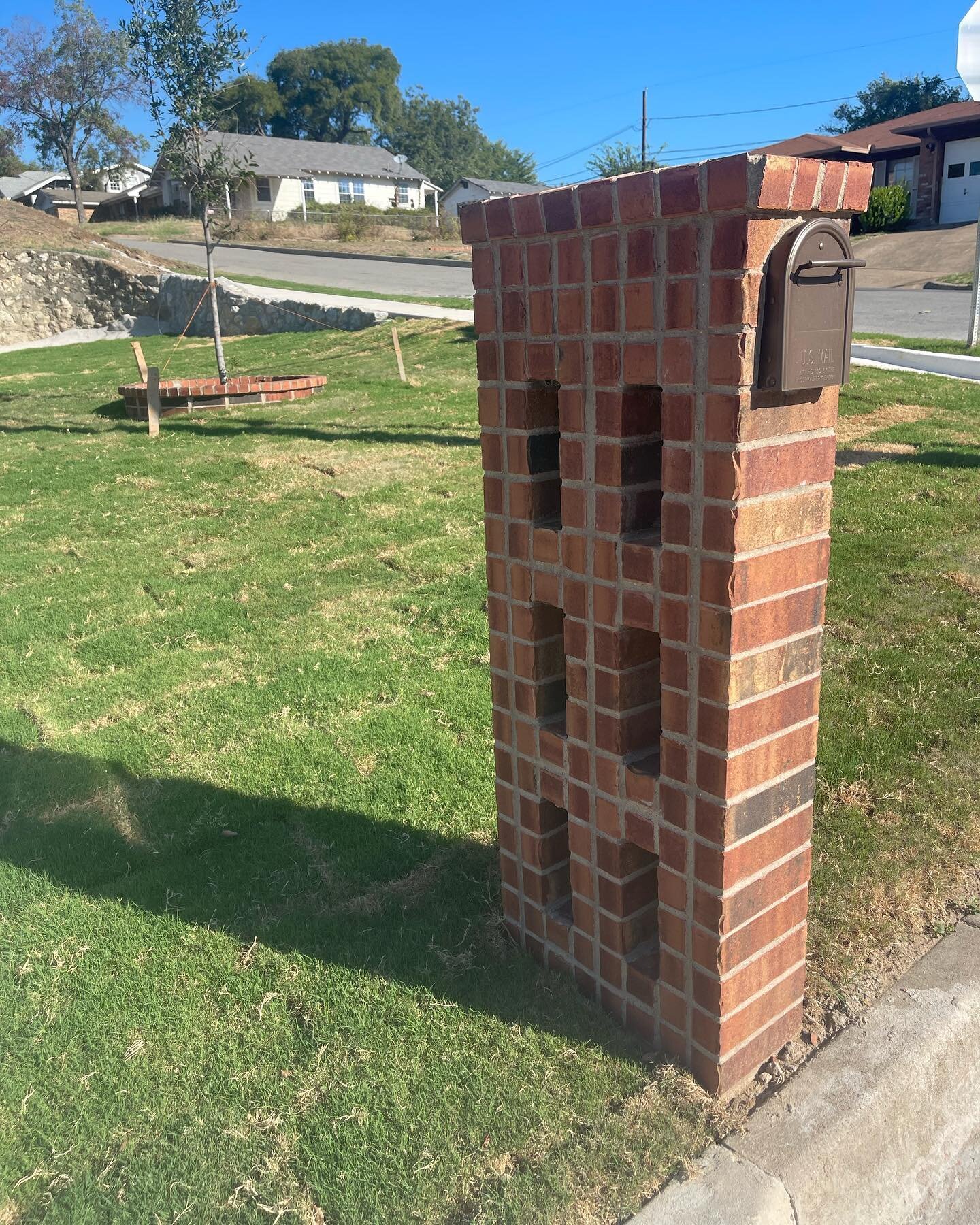 One more down&hellip;
#masonry #brickwork #sdbftw