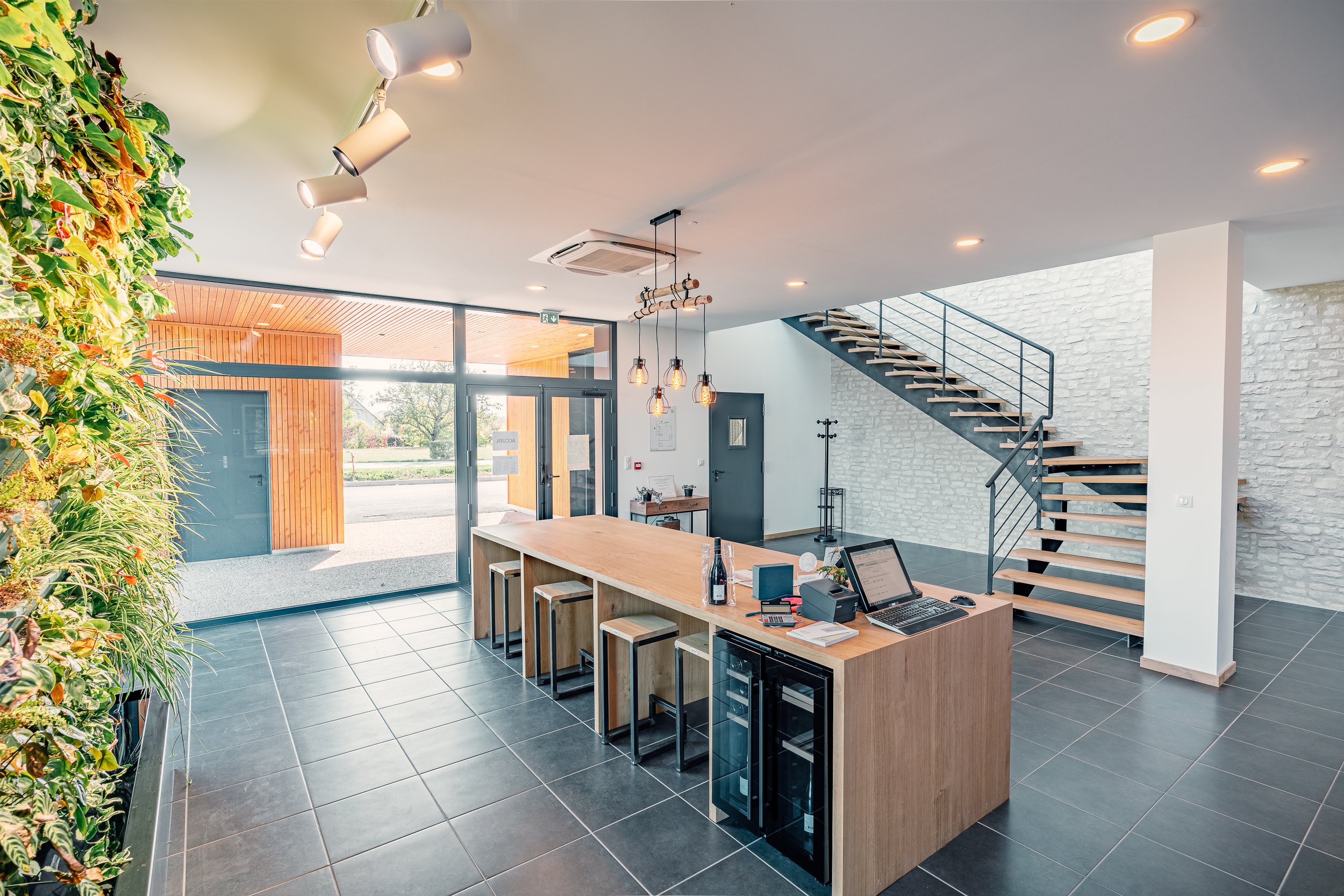A7409391-HDR.jpg