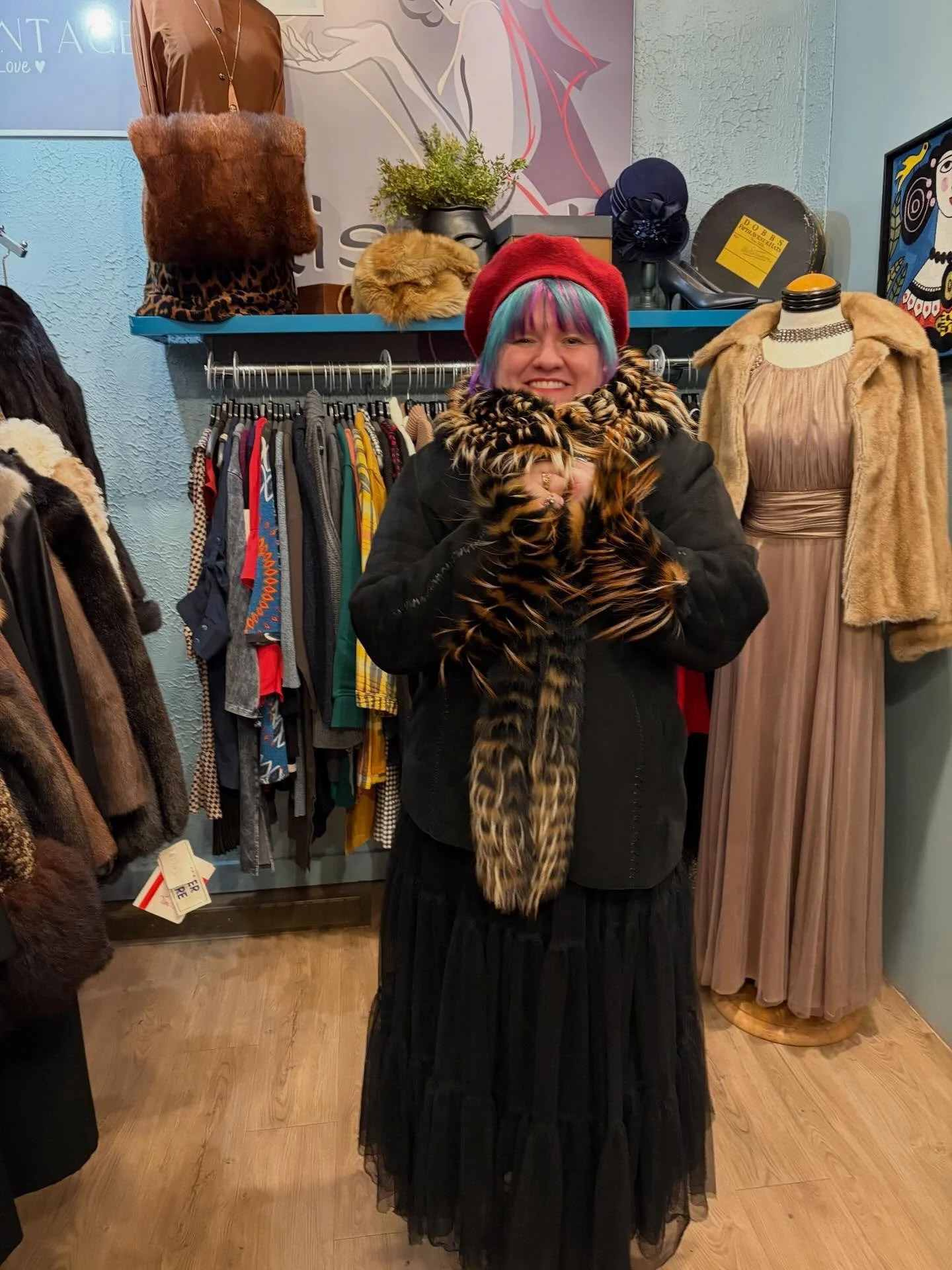 Fun with fur! Warm, cozy &amp; fabulous &hearts;️