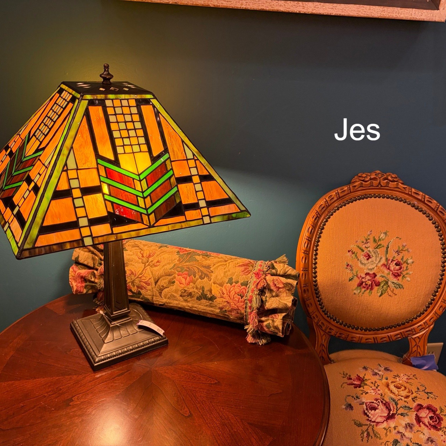 Happy Friday! Here's our favorites on the Kismet floor this week. #fridayfaves #kismetmoment #kismetconsignment #kismet