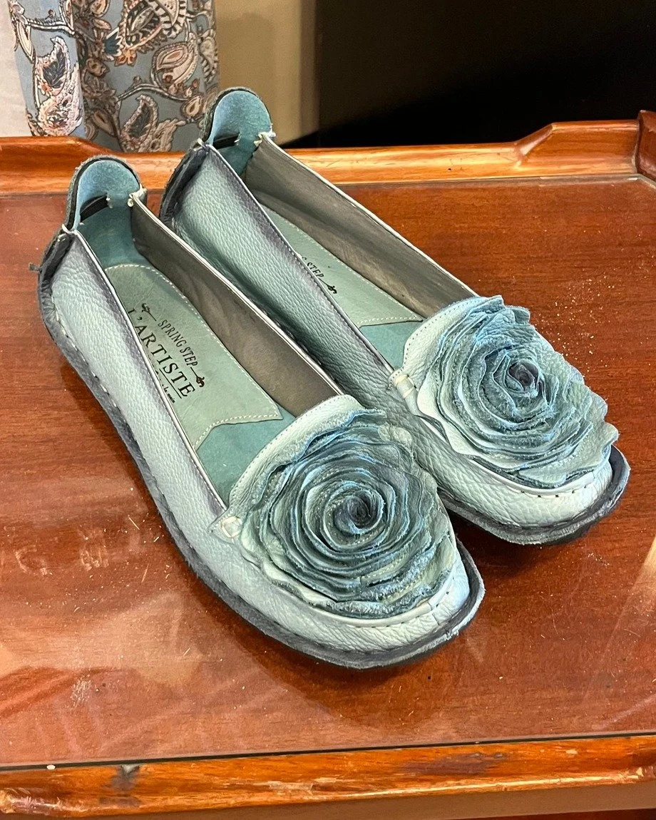 Happy Thursday! We styled these adorable L'Artiste flats in a soft aqua color featuring a 3D rosette. Thanks to Connie, Jordan, Danielle, and Mariah for styling.