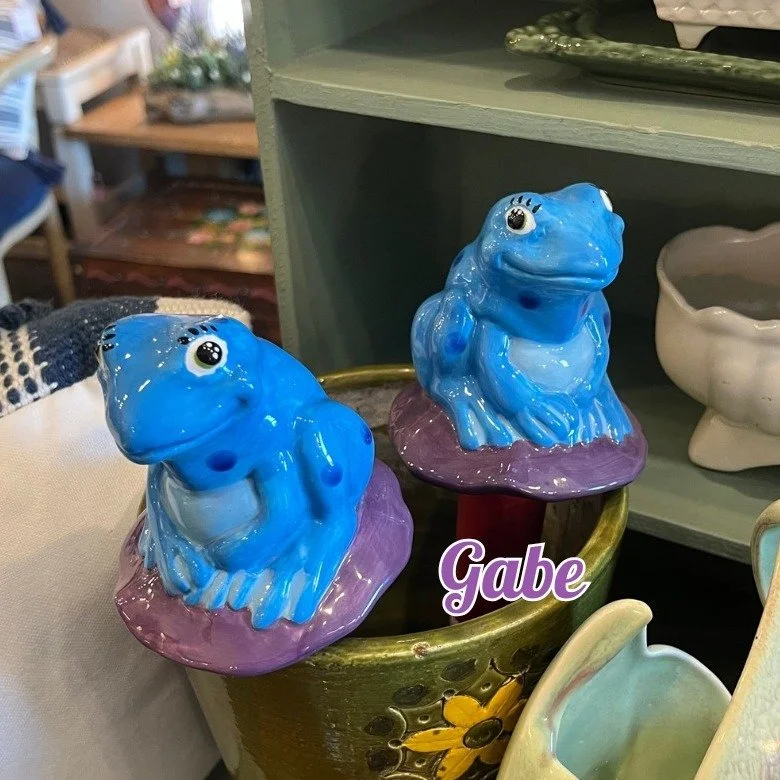 Happy Friday! Here's our favorites on the Kismet floor this week. #kismet #kismetconsignment #kismetmoment #fridayfaves