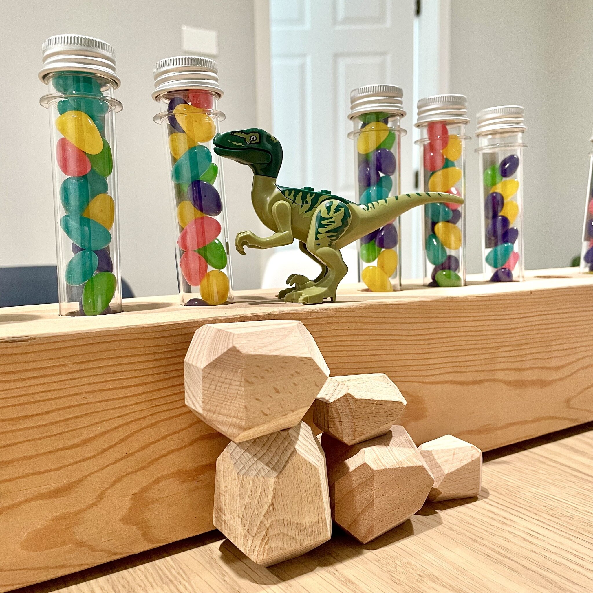 Barry just couldn't resist the jelly beans, he's a real dino-mite candy thief! 🦖🍬💥

#coworkingspace #coworkhighriver #coworking #coworkingspaces #coworkingoffice #highriver #okotoks #yyc #nanton #newbusiness #collaboration #community #okotoksbusin