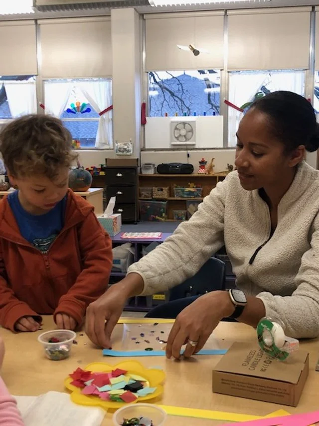 Mpls making a lantern.jpg